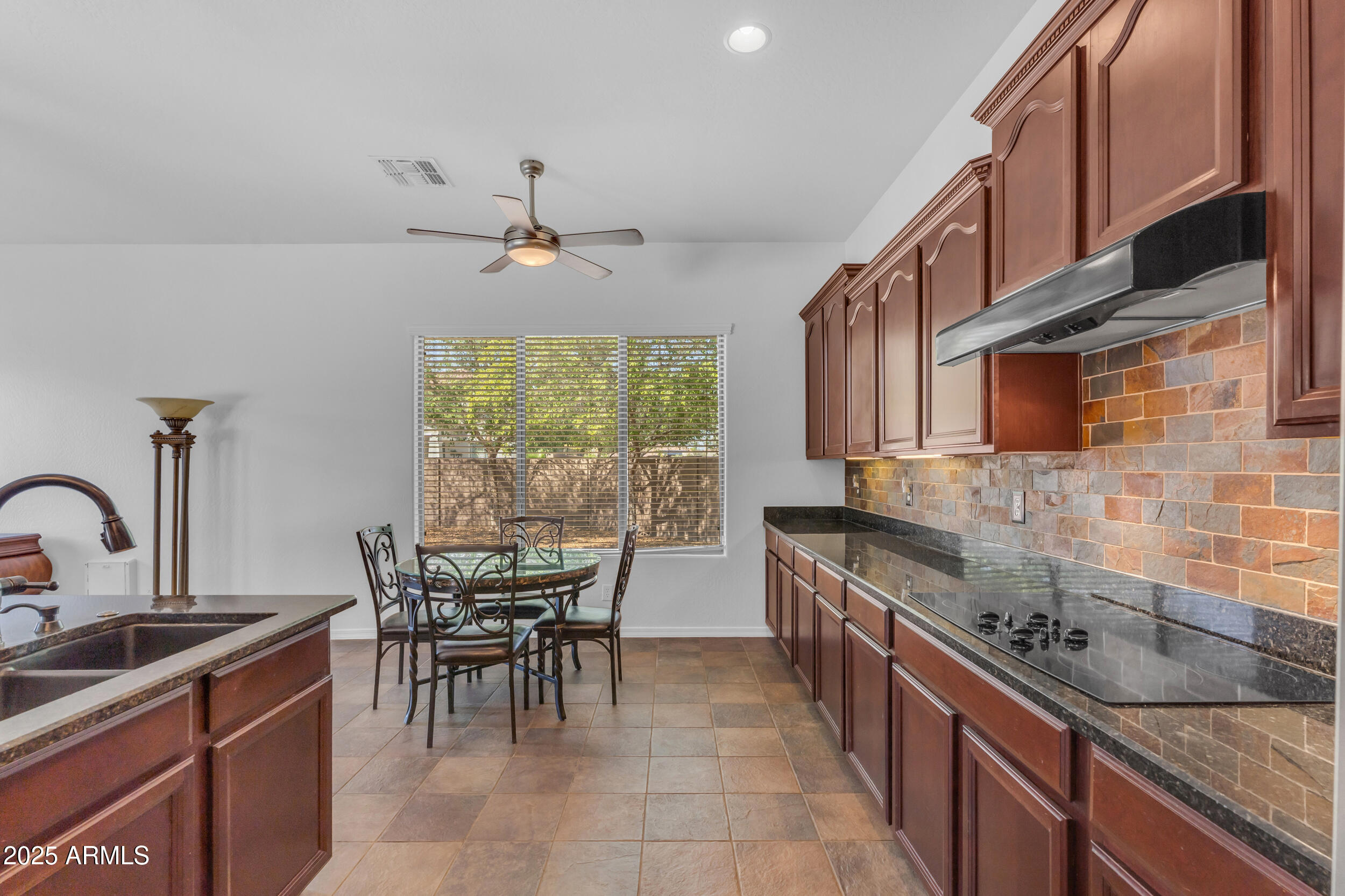 18206 W LISBON Lane