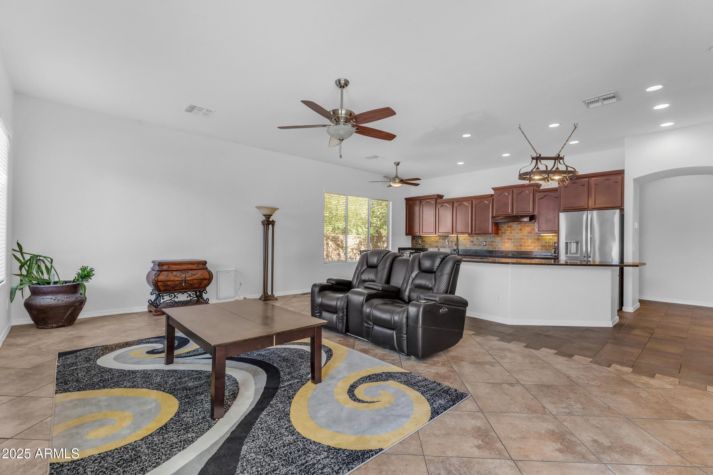 18206 W LISBON Lane