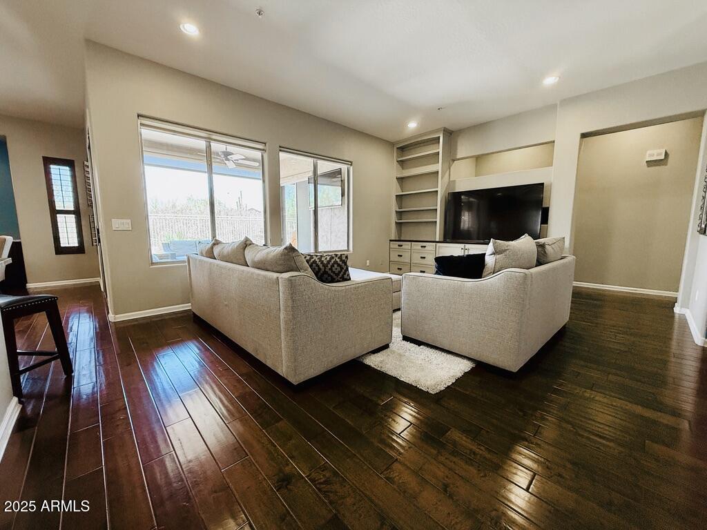 10572 E AUTUMN SAGE Drive