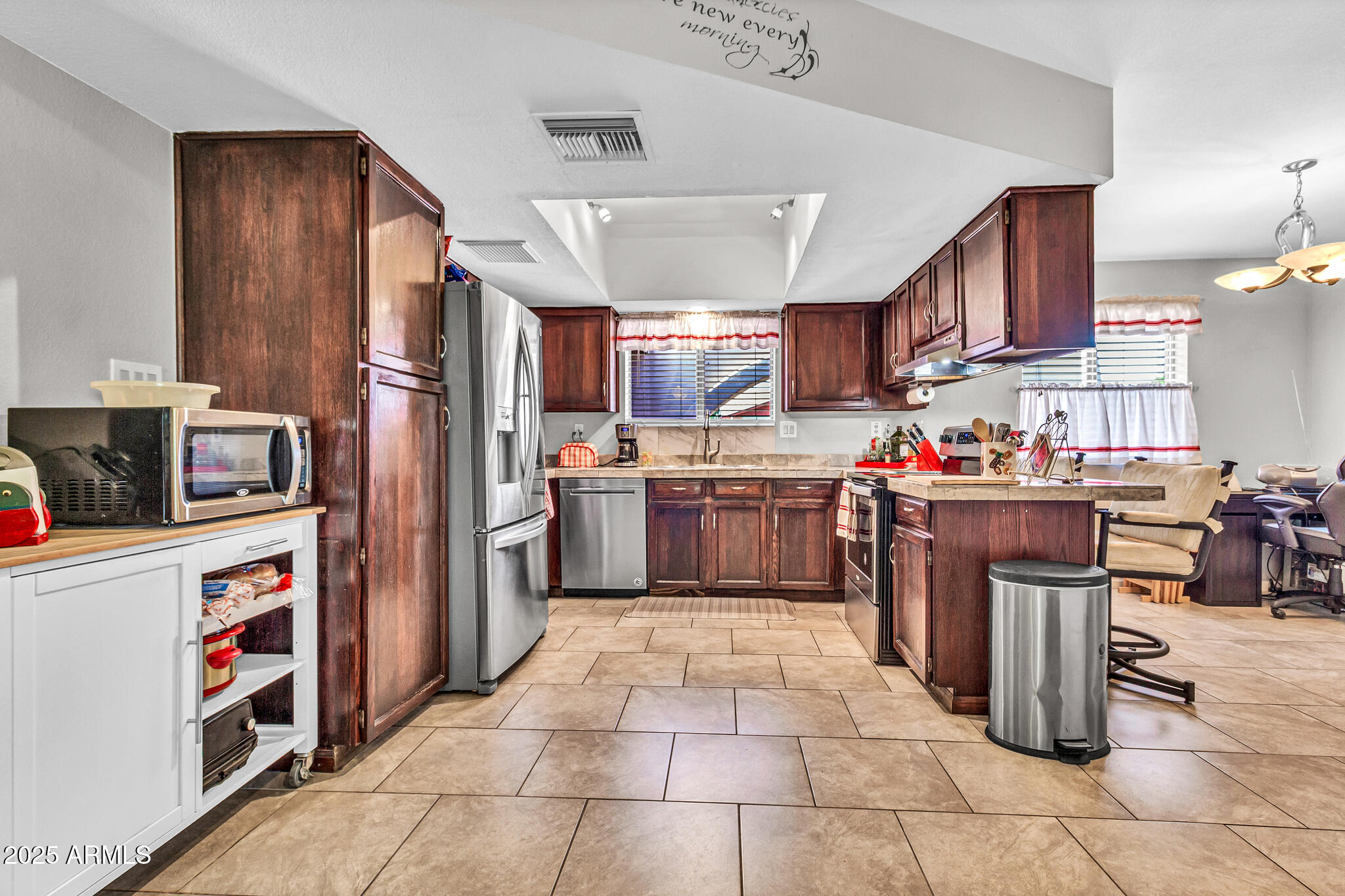 6055 E HANNIBAL Street