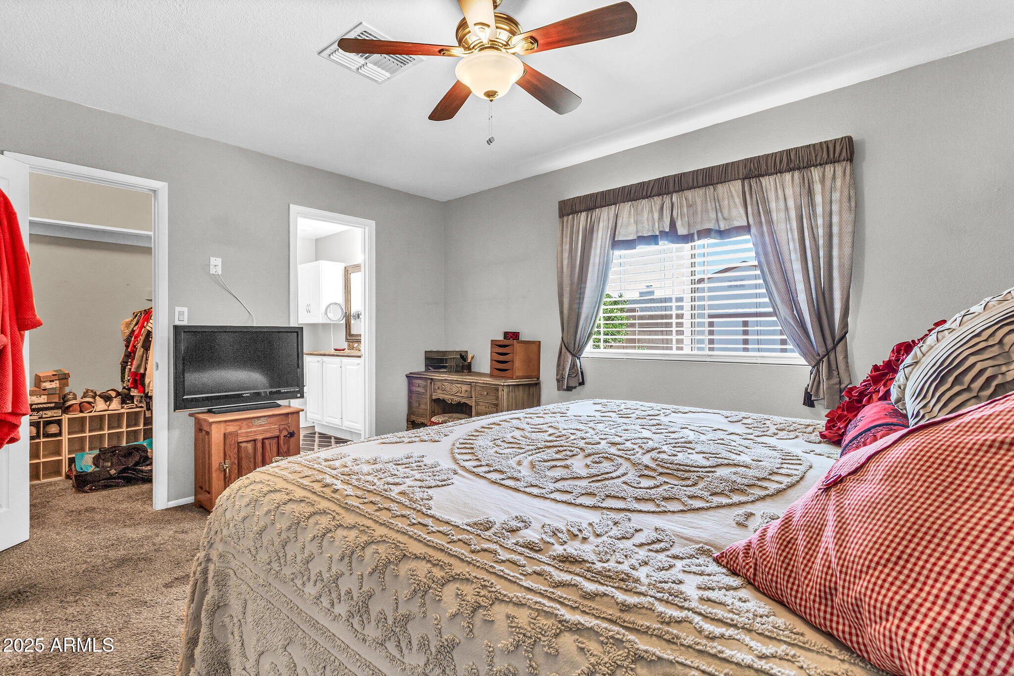 6055 E HANNIBAL Street