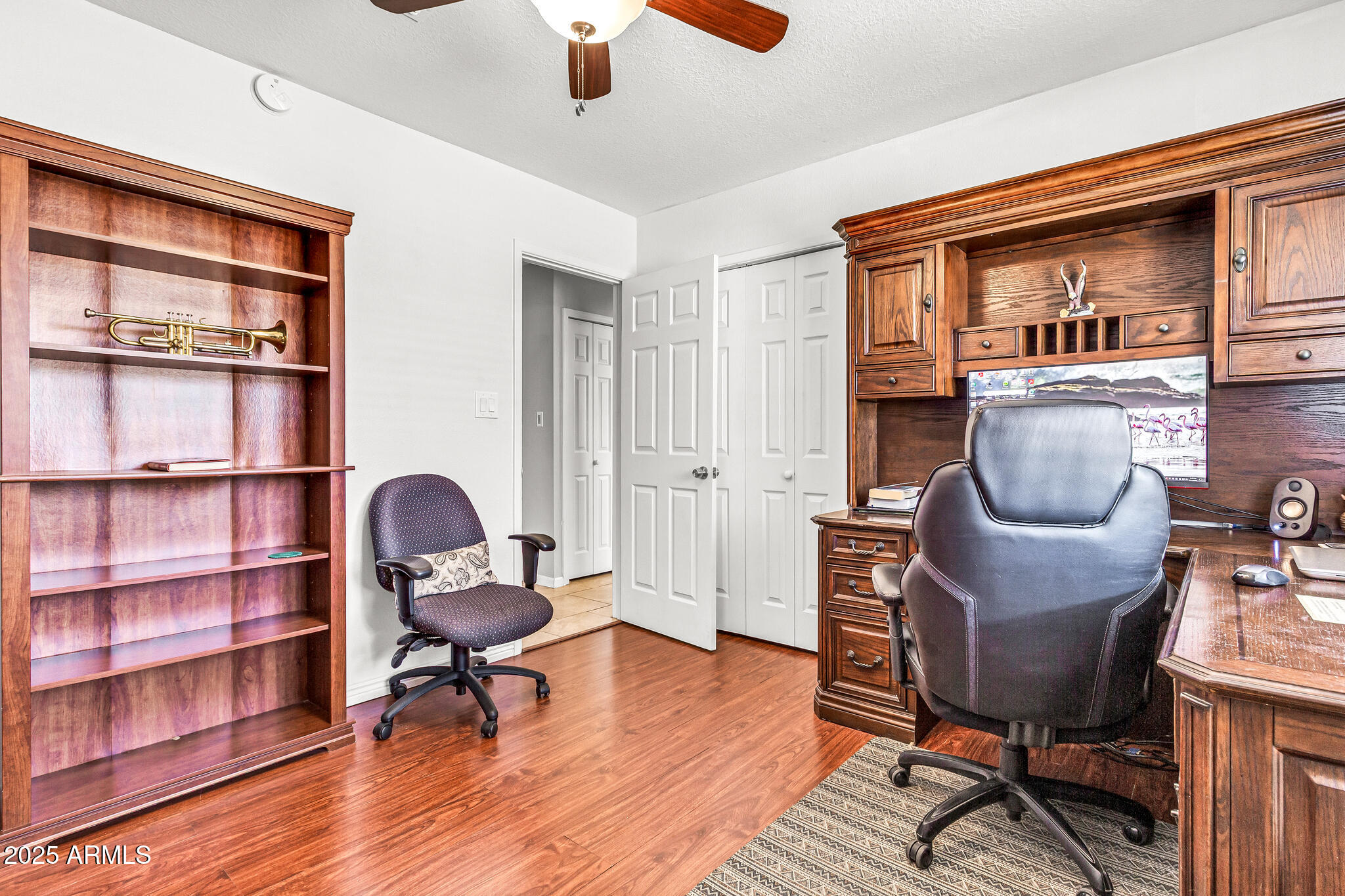 6055 E HANNIBAL Street