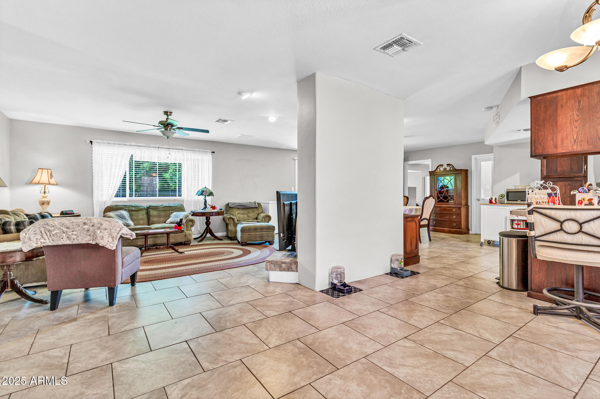 6055 E HANNIBAL Street