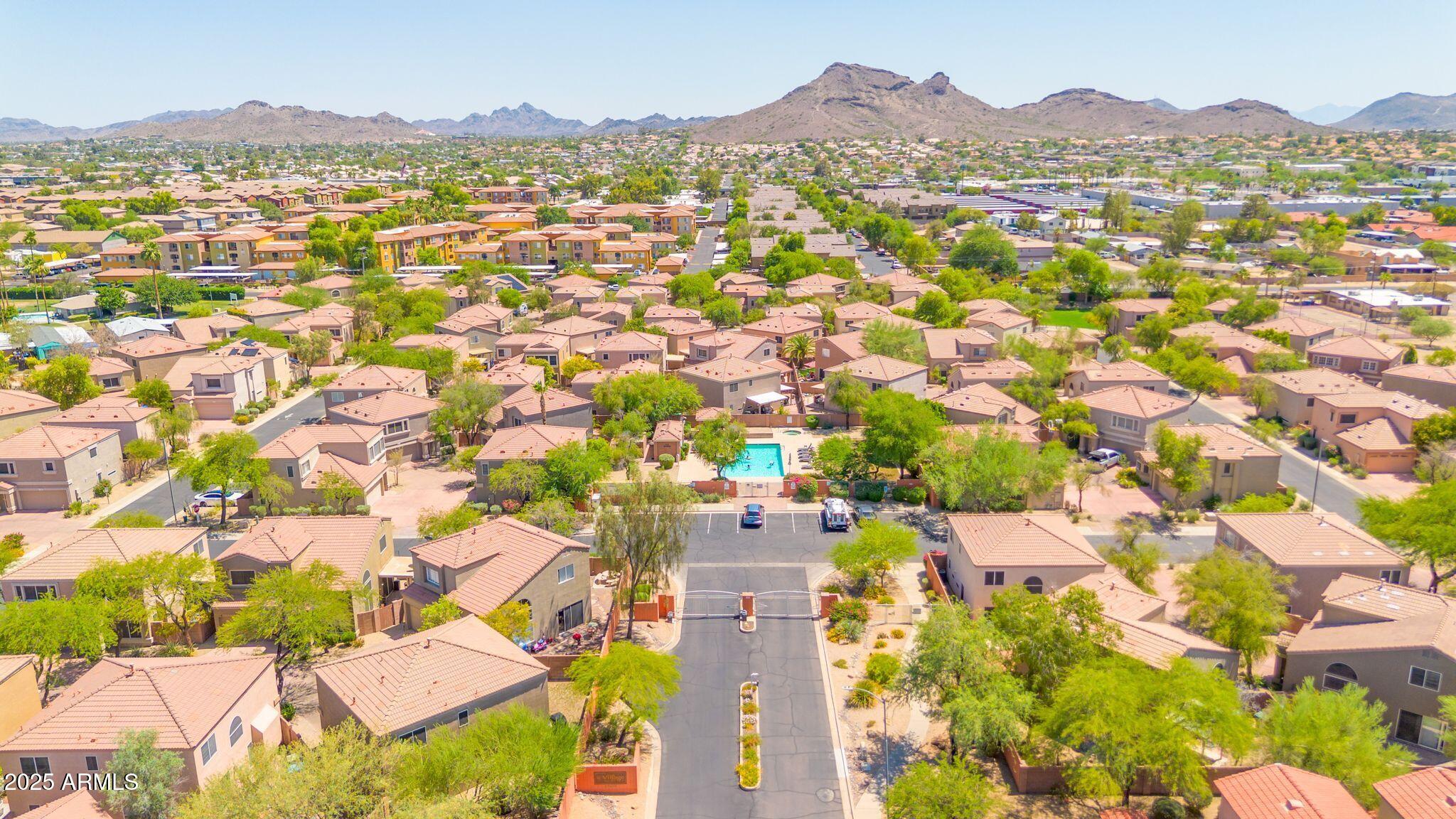 17606 N 17TH Place, 1096