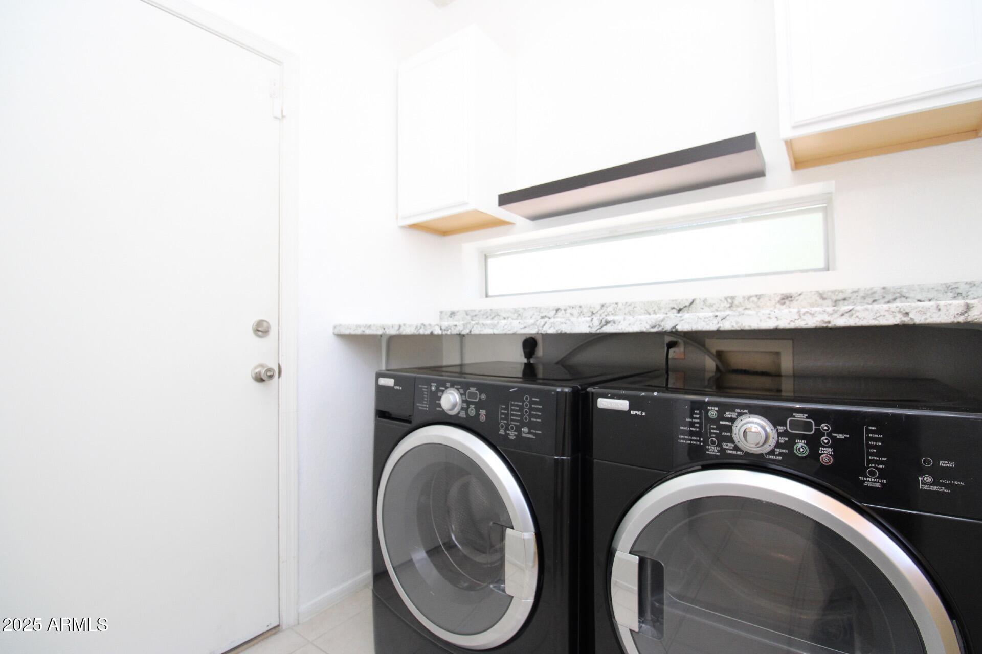 17606 N 17TH Place, 1096