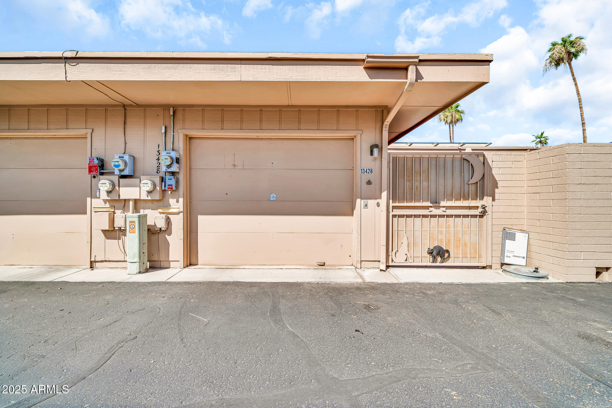13428 N HAWTHORN Drive
