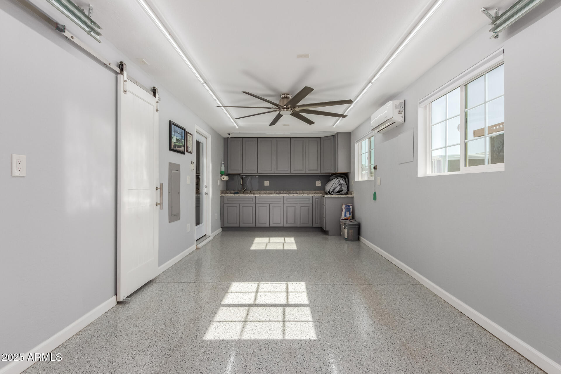 3036 E UTOPIA Road, 12