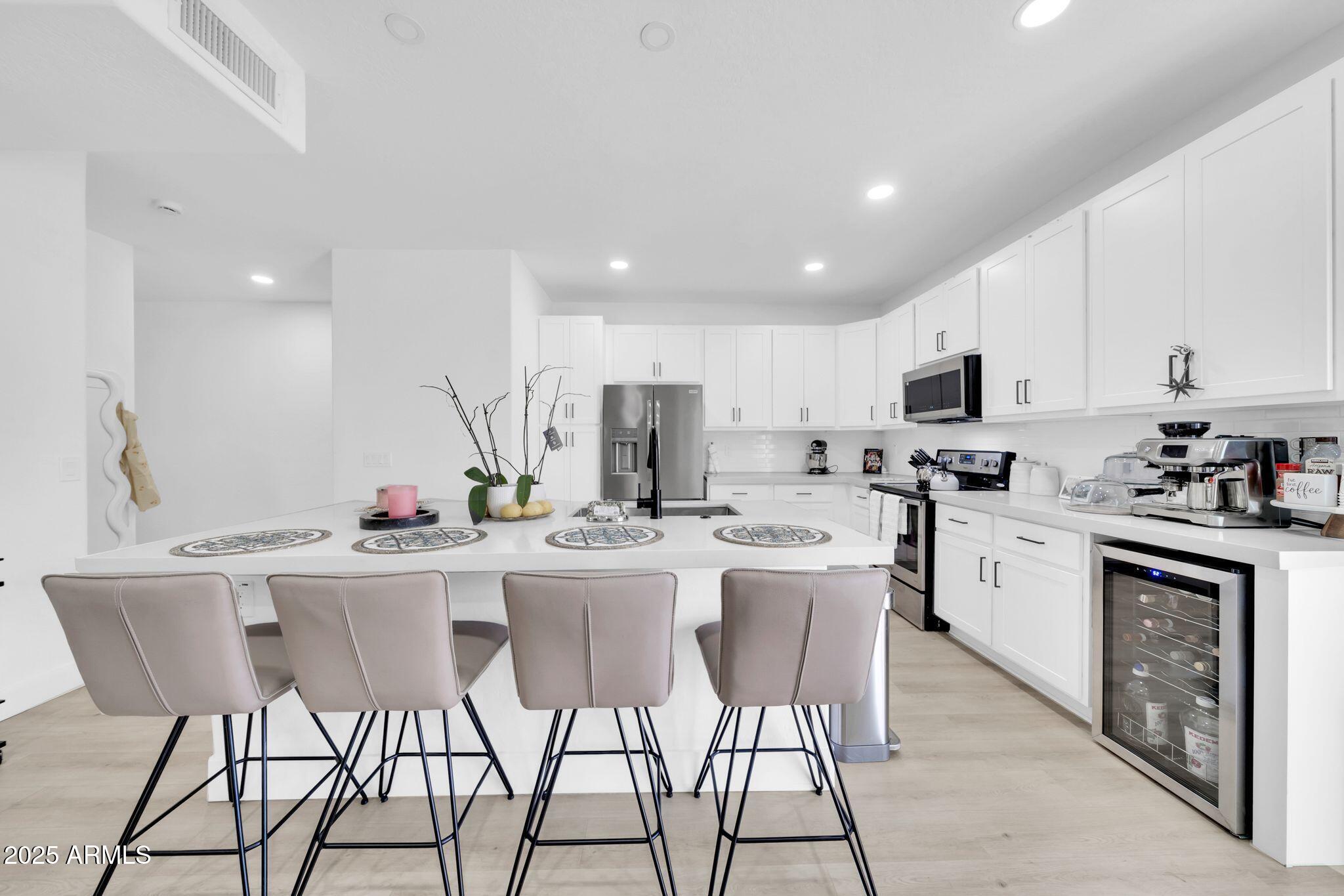 3034 N 39TH Street, 12