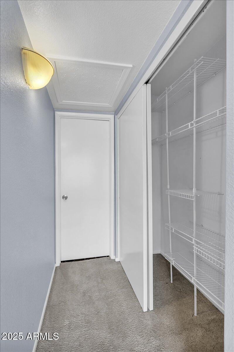 2954 N OREGON Street, 6