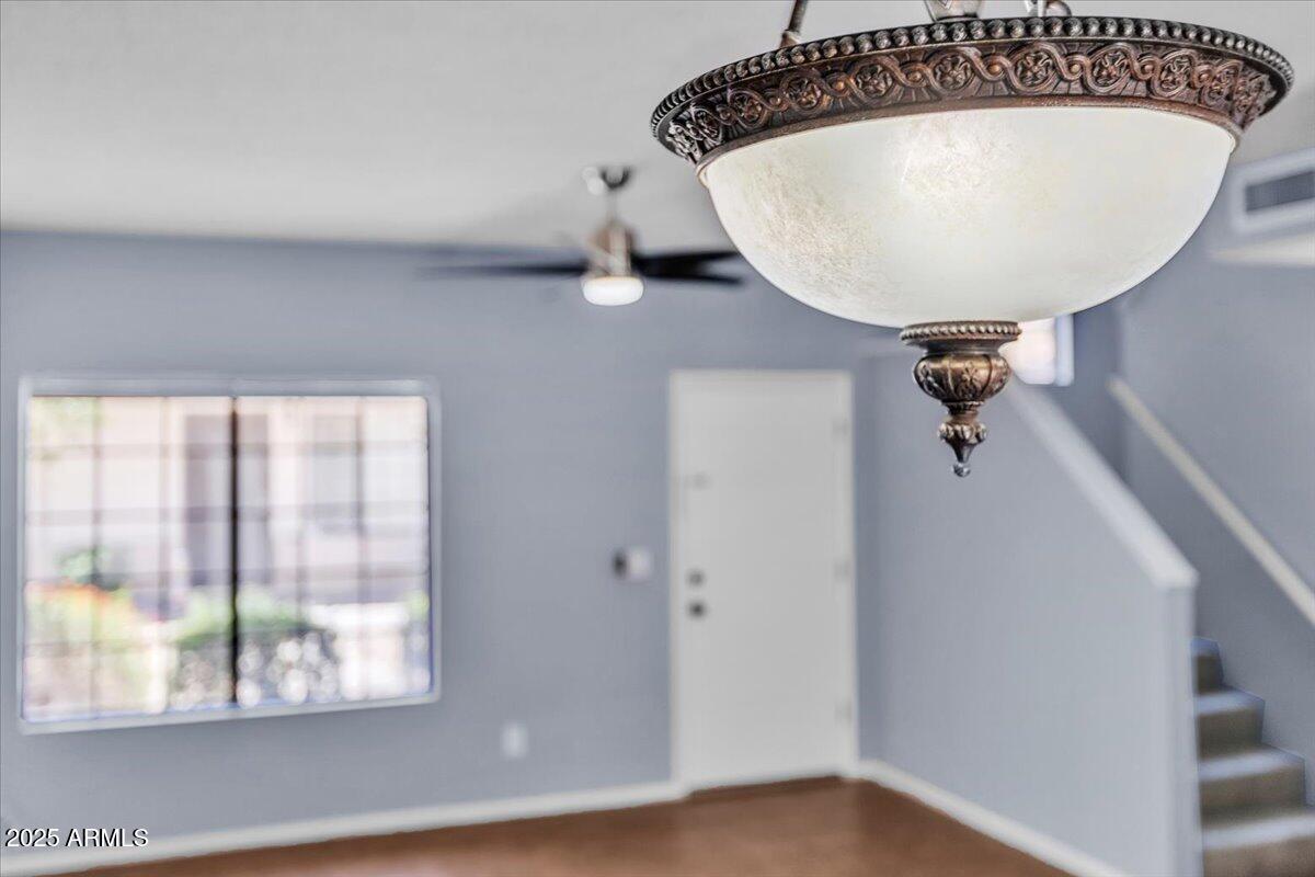 2954 N OREGON Street, 6