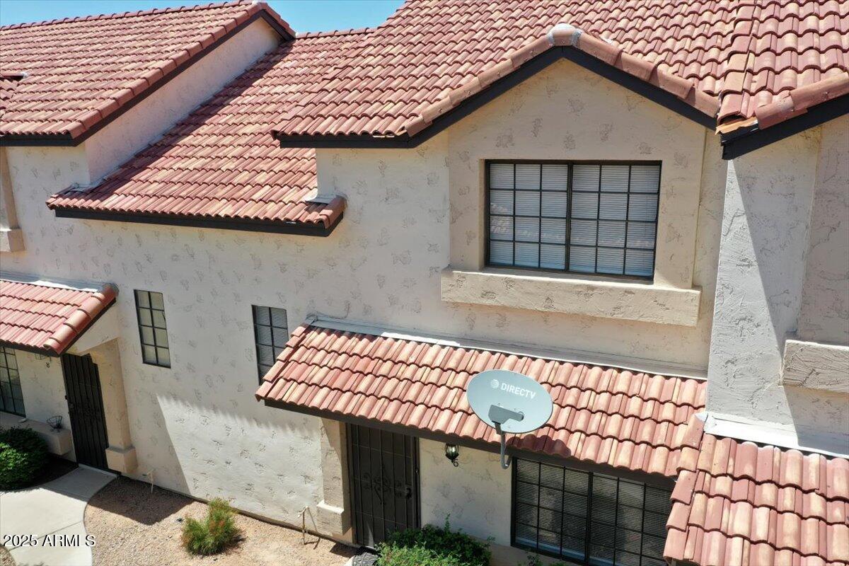 2954 N OREGON Street, 6