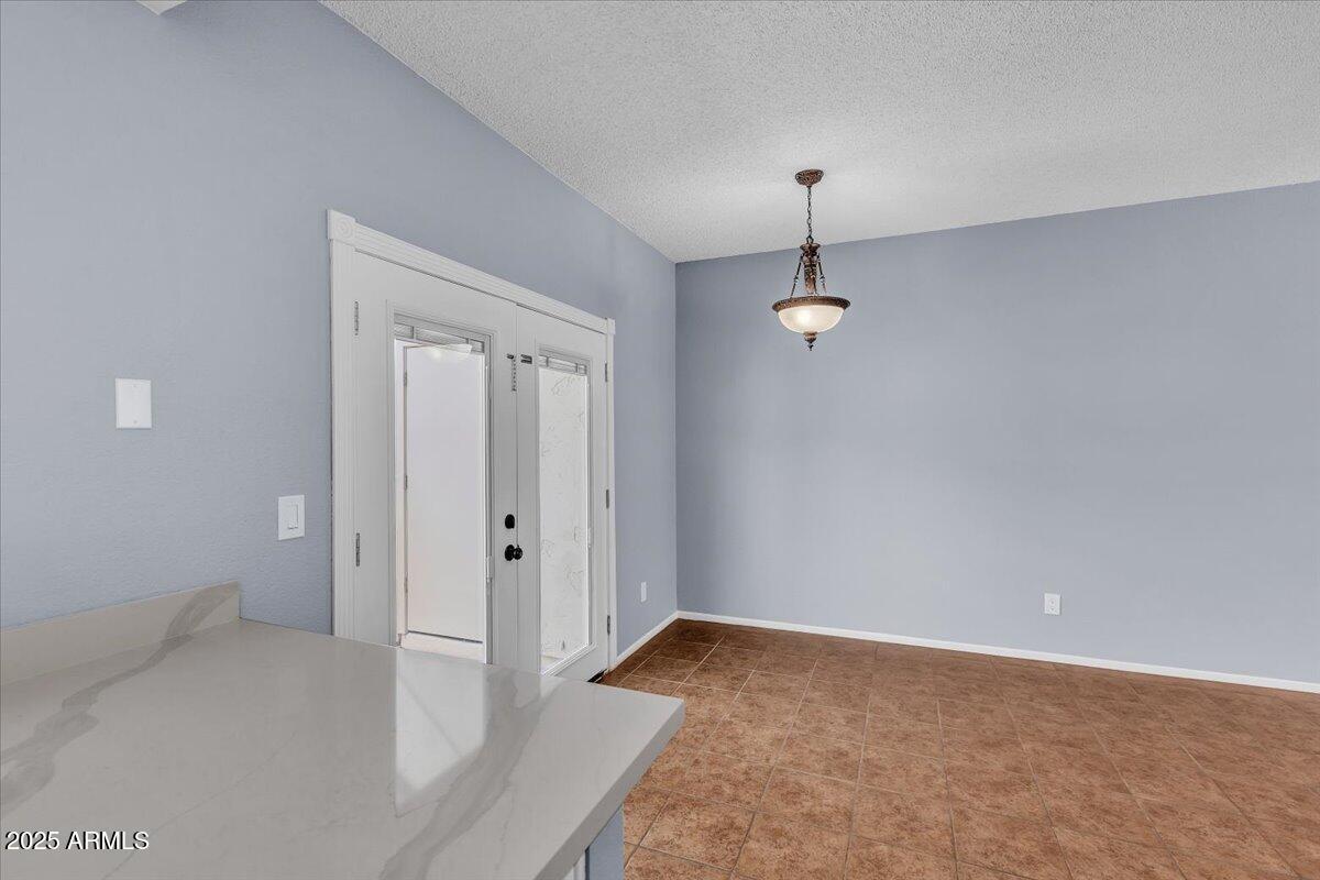 2954 N OREGON Street, 6