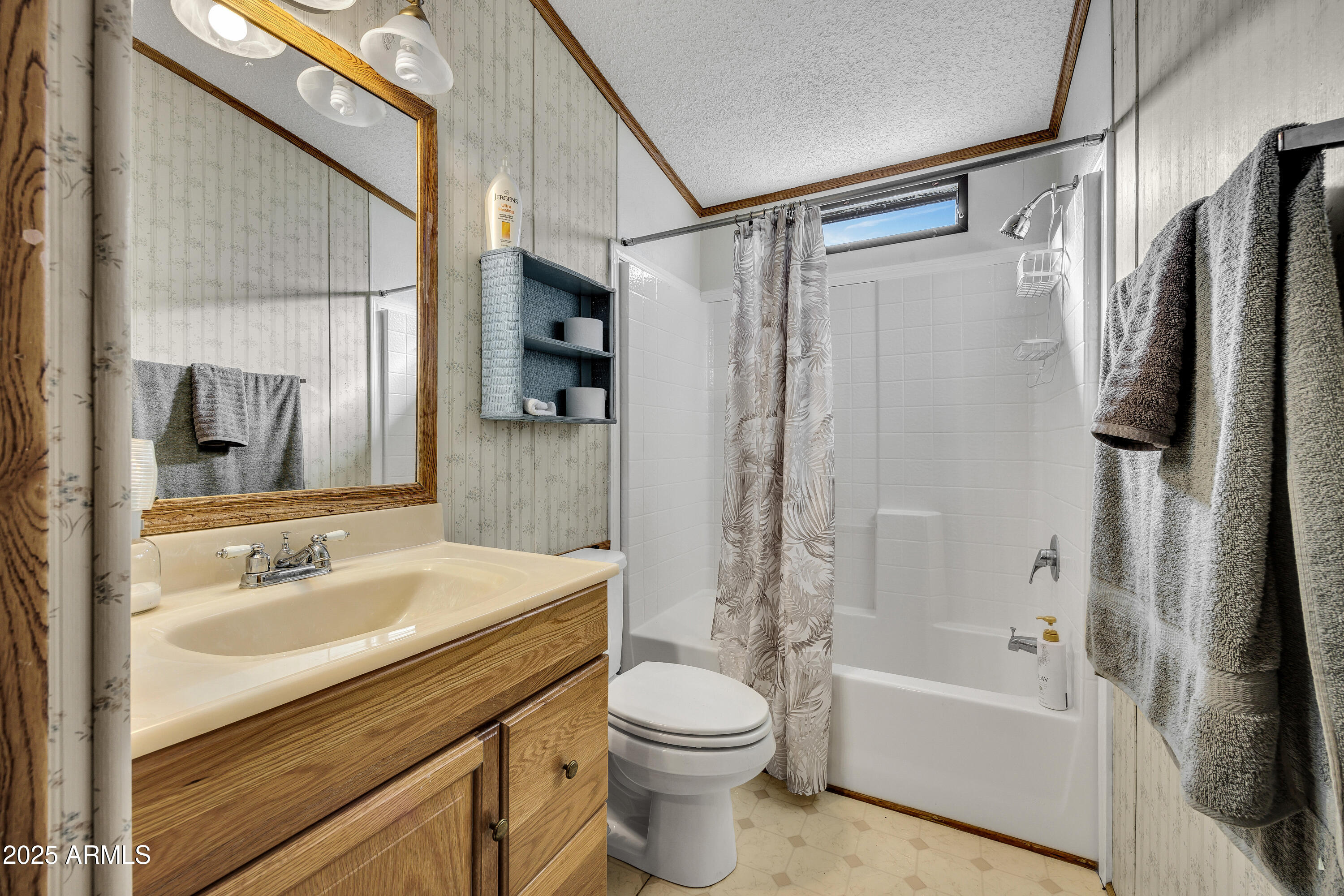 17124 E Fairway Drive