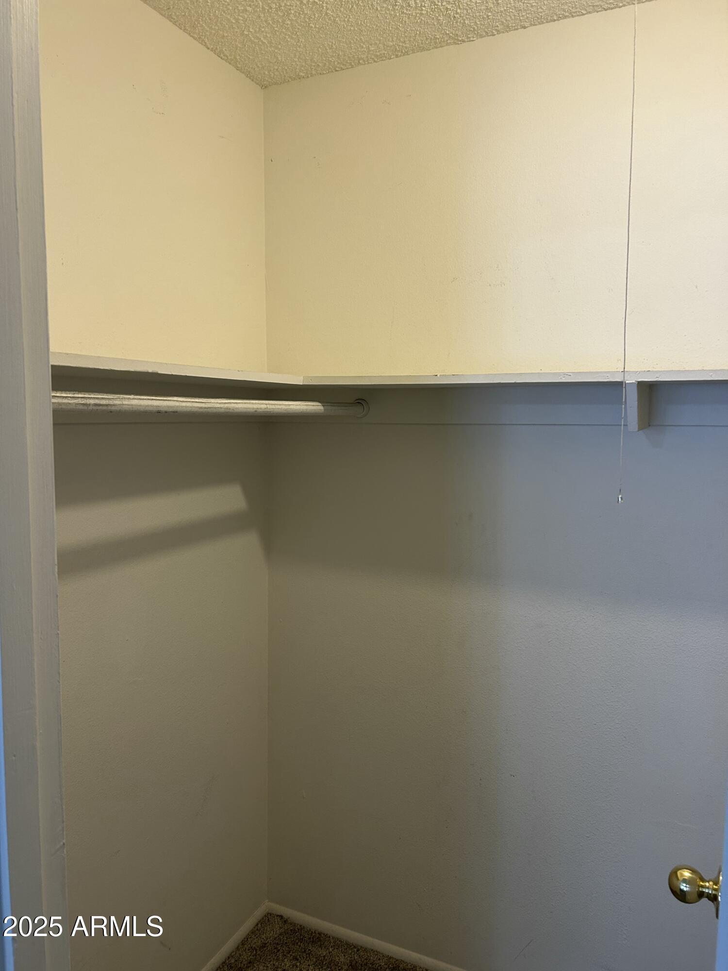 1734 W TUCKEY Lane, 14