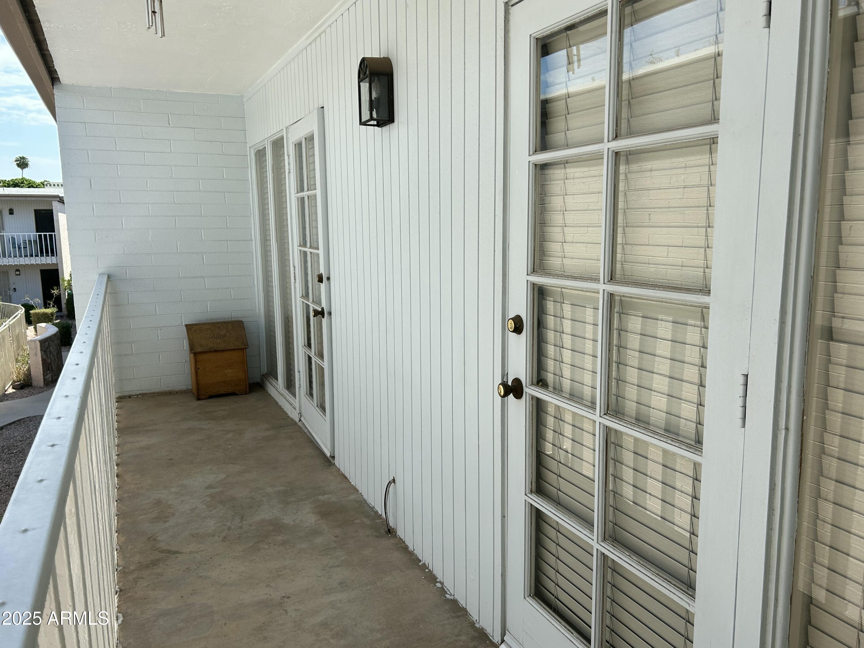 1734 W TUCKEY Lane, 14