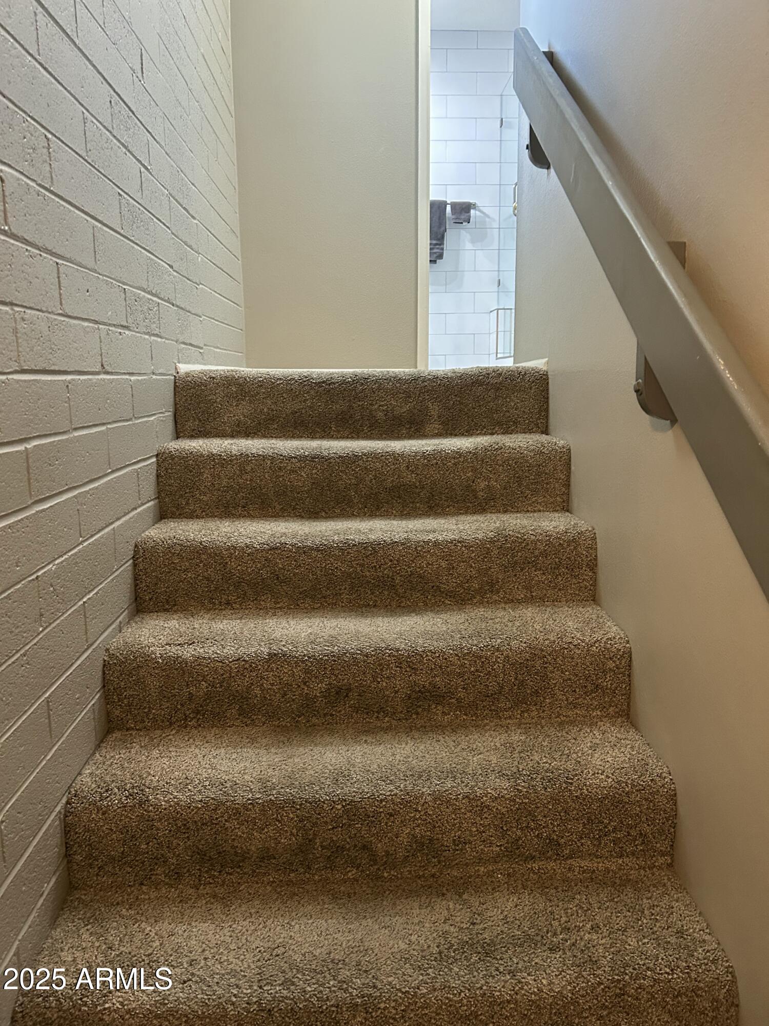 1734 W TUCKEY Lane, 14