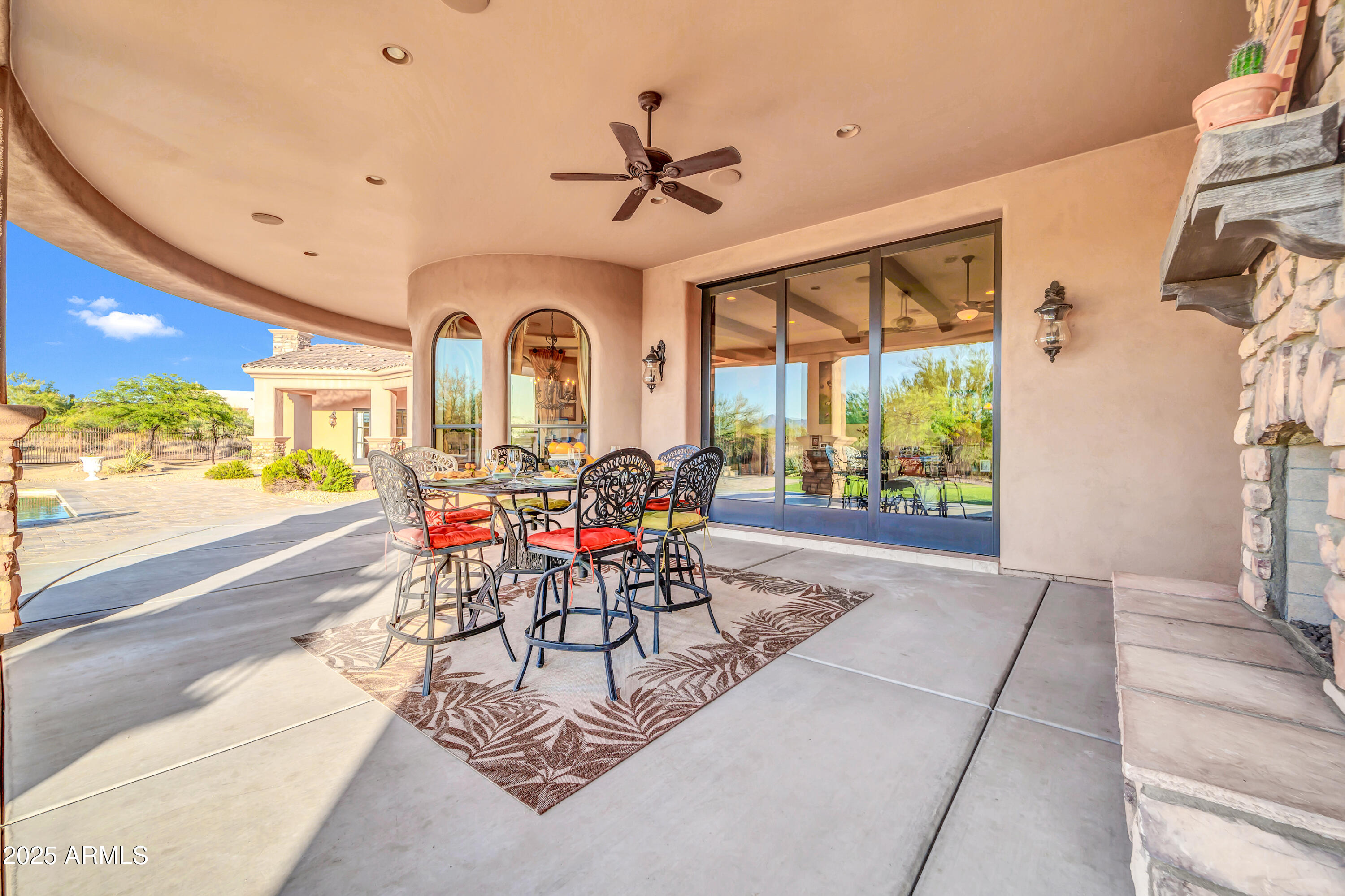8024 E LONE MOUNTAIN Road