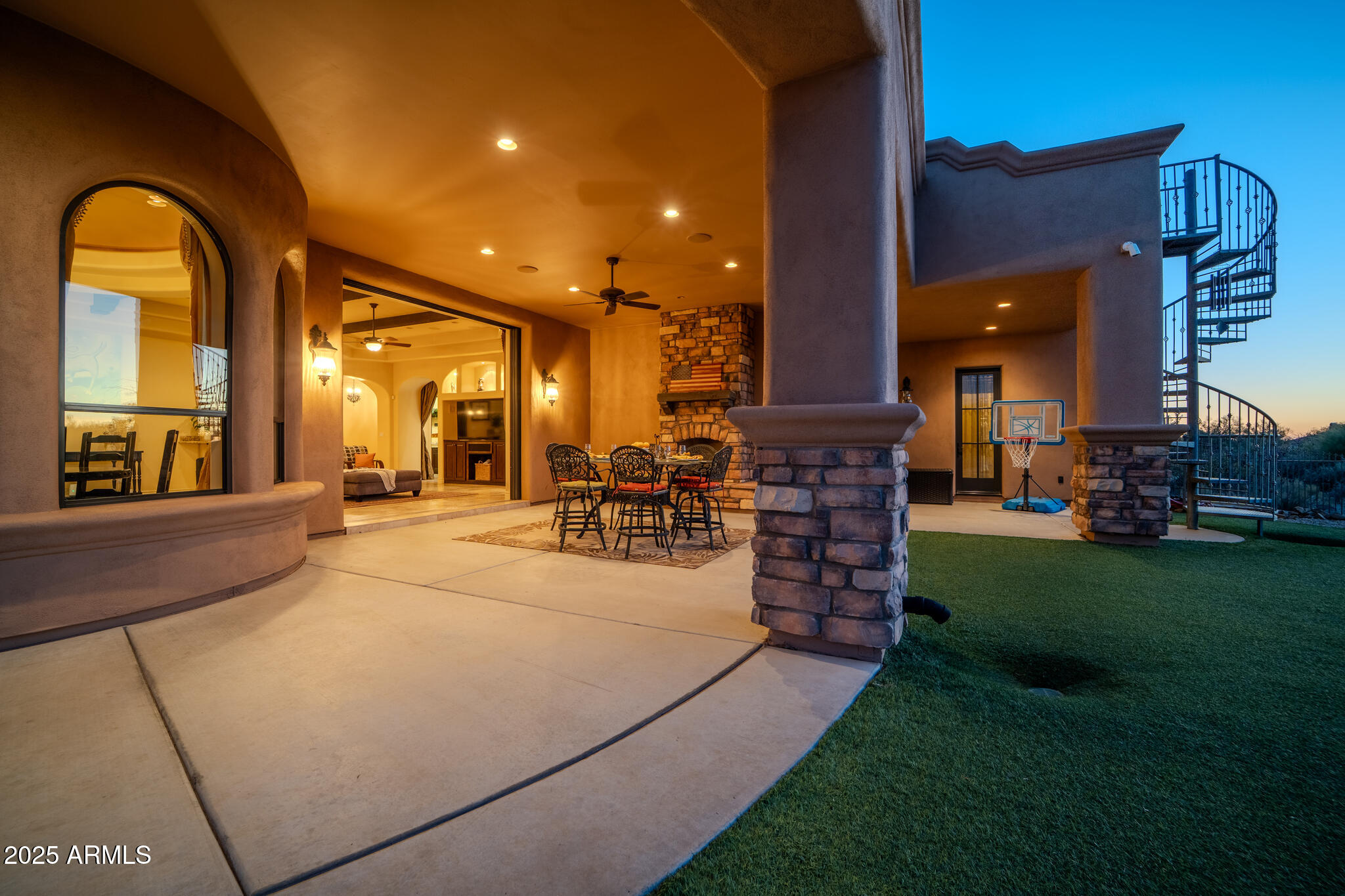 8024 E LONE MOUNTAIN Road