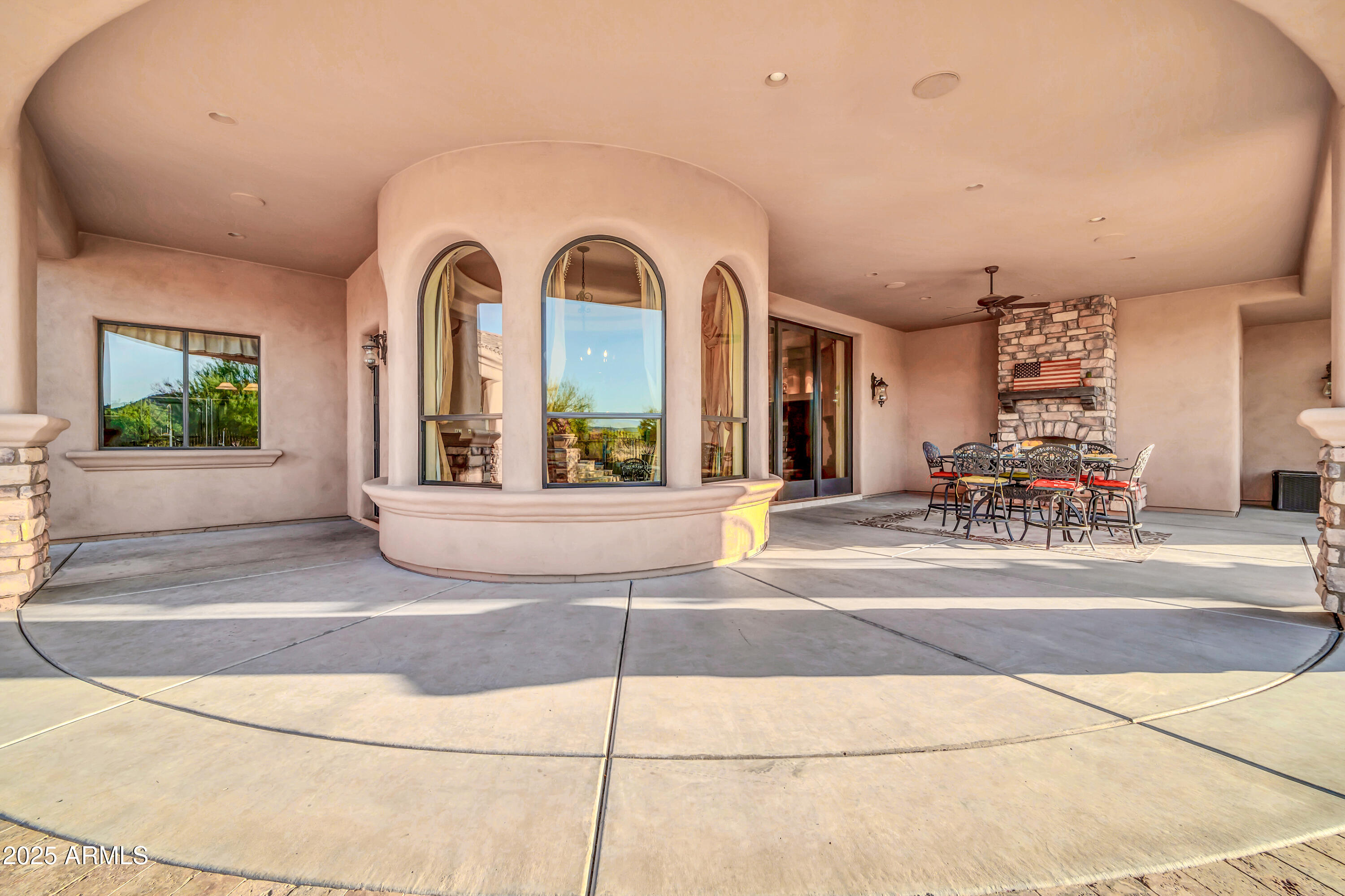 8024 E LONE MOUNTAIN Road