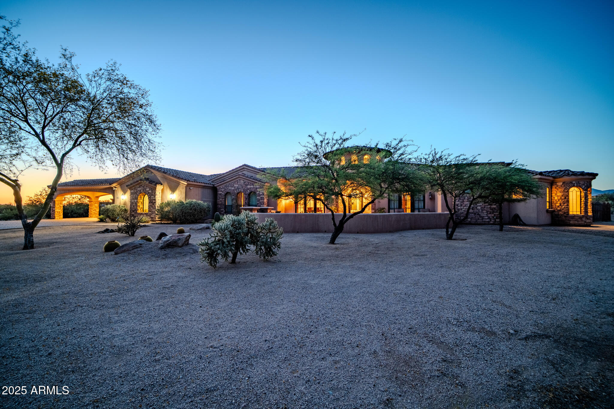 8024 E LONE MOUNTAIN Road