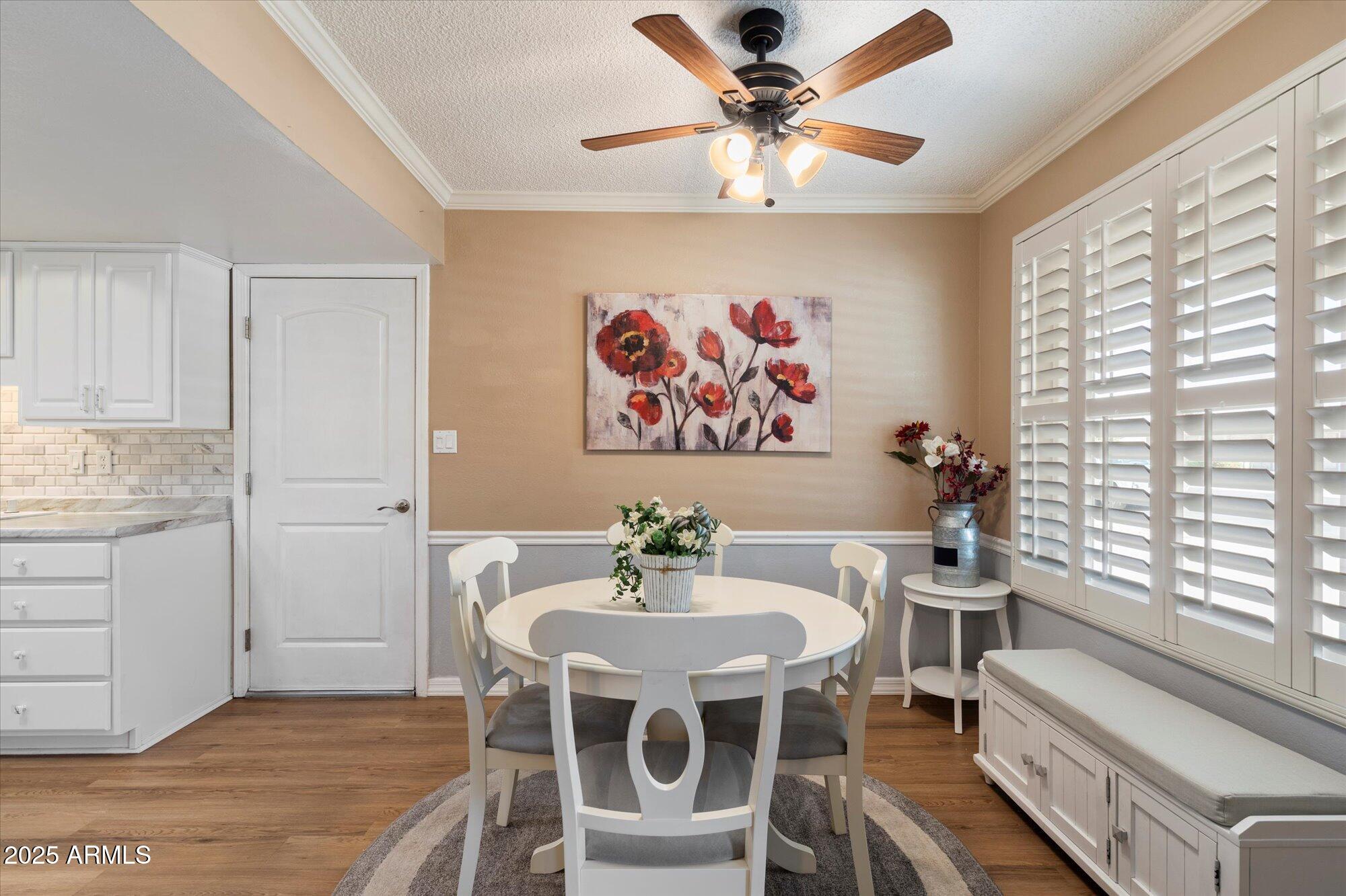 9666 W MOUNTAIN VIEW Road, A