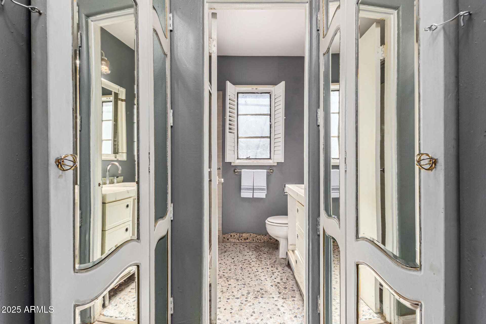 2941 N 19TH Avenue 95