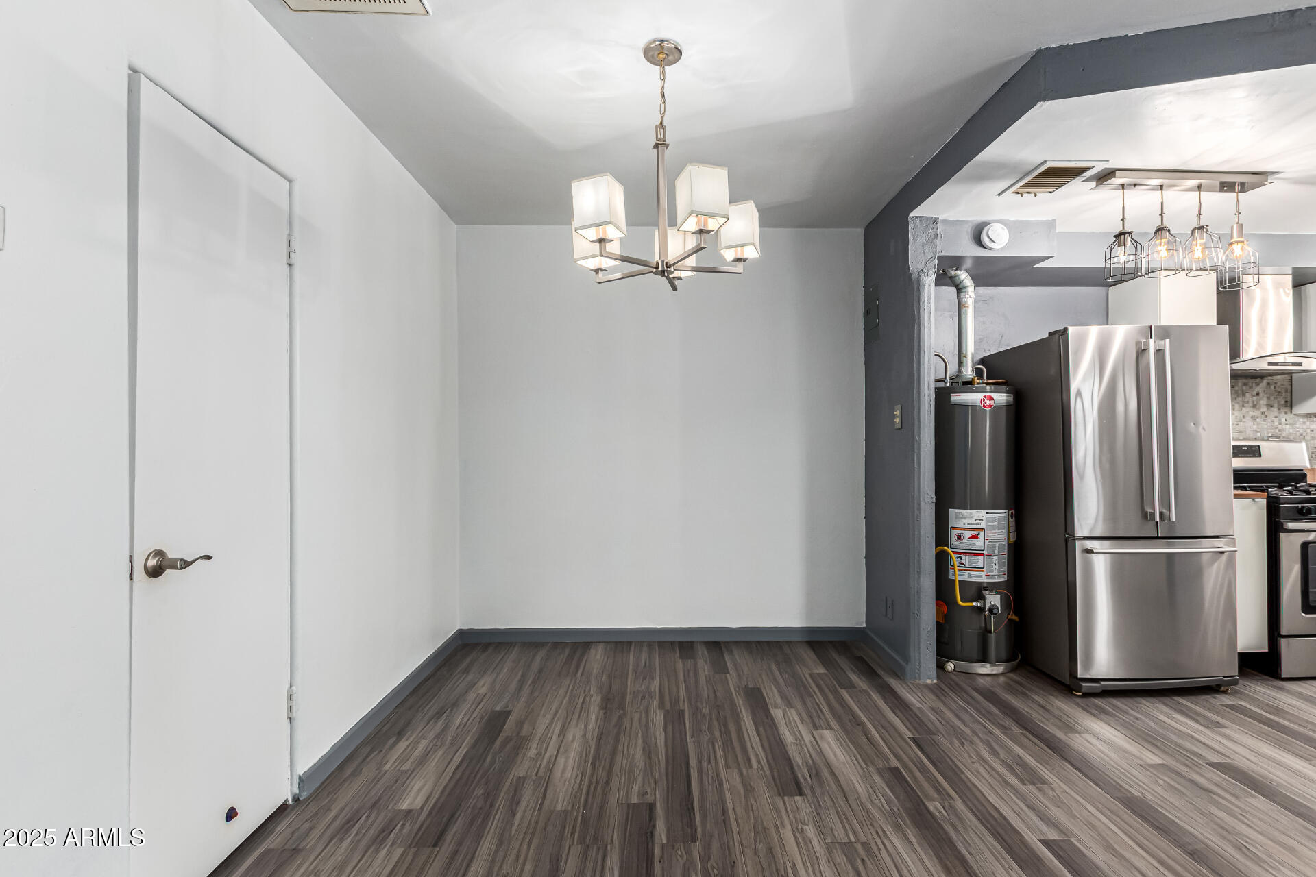 2941 N 19TH Avenue 95