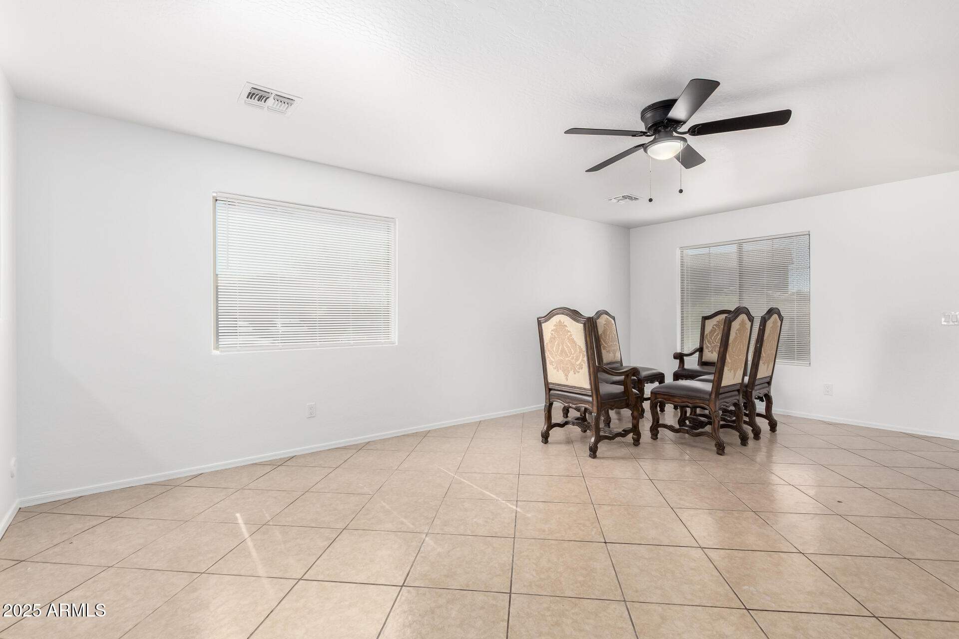 10429 W MIAMI Street