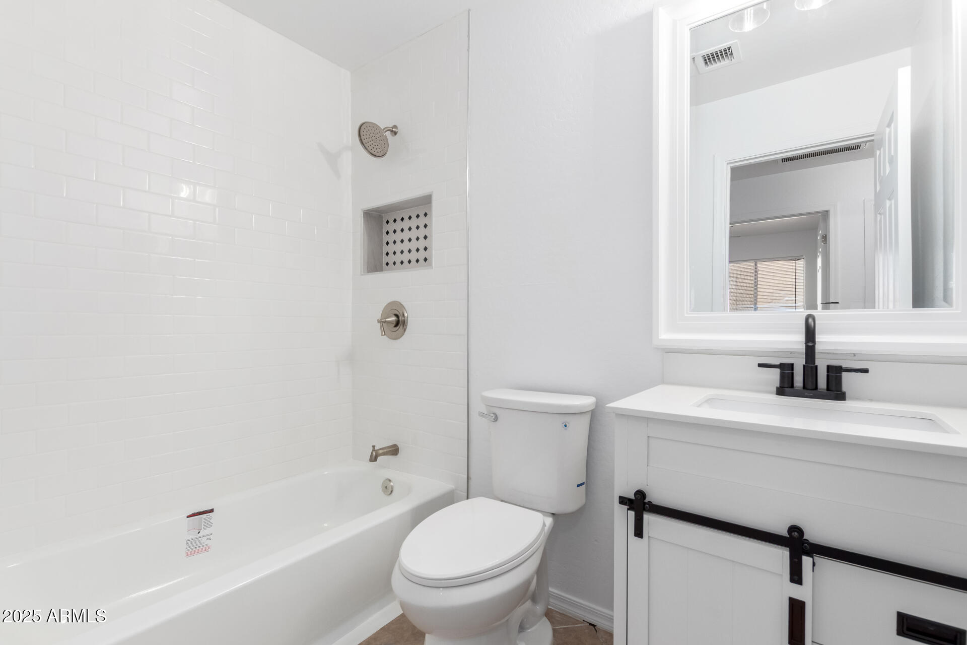 10429 W MIAMI Street