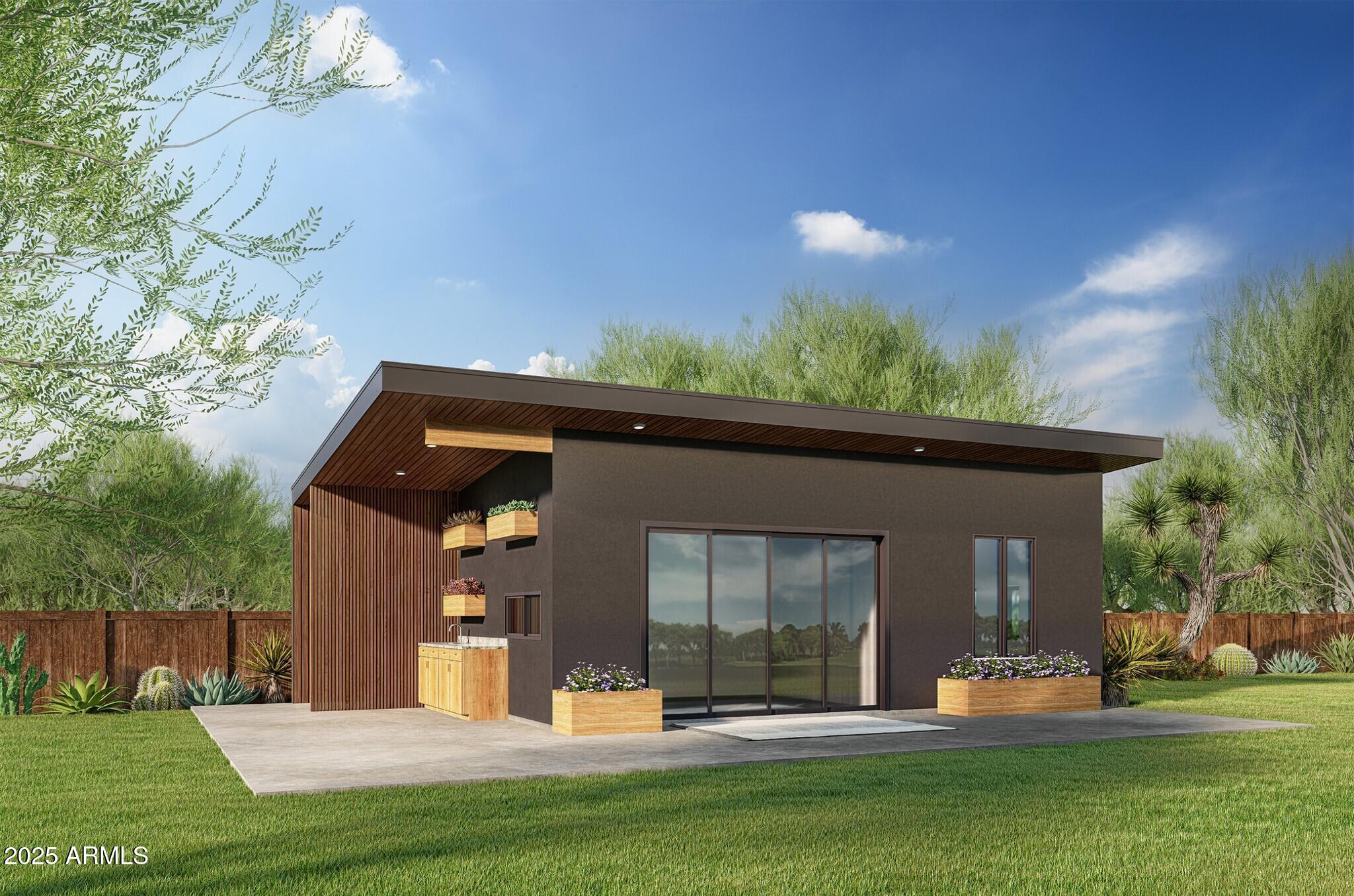 2002 E WHITTON Avenue, 32