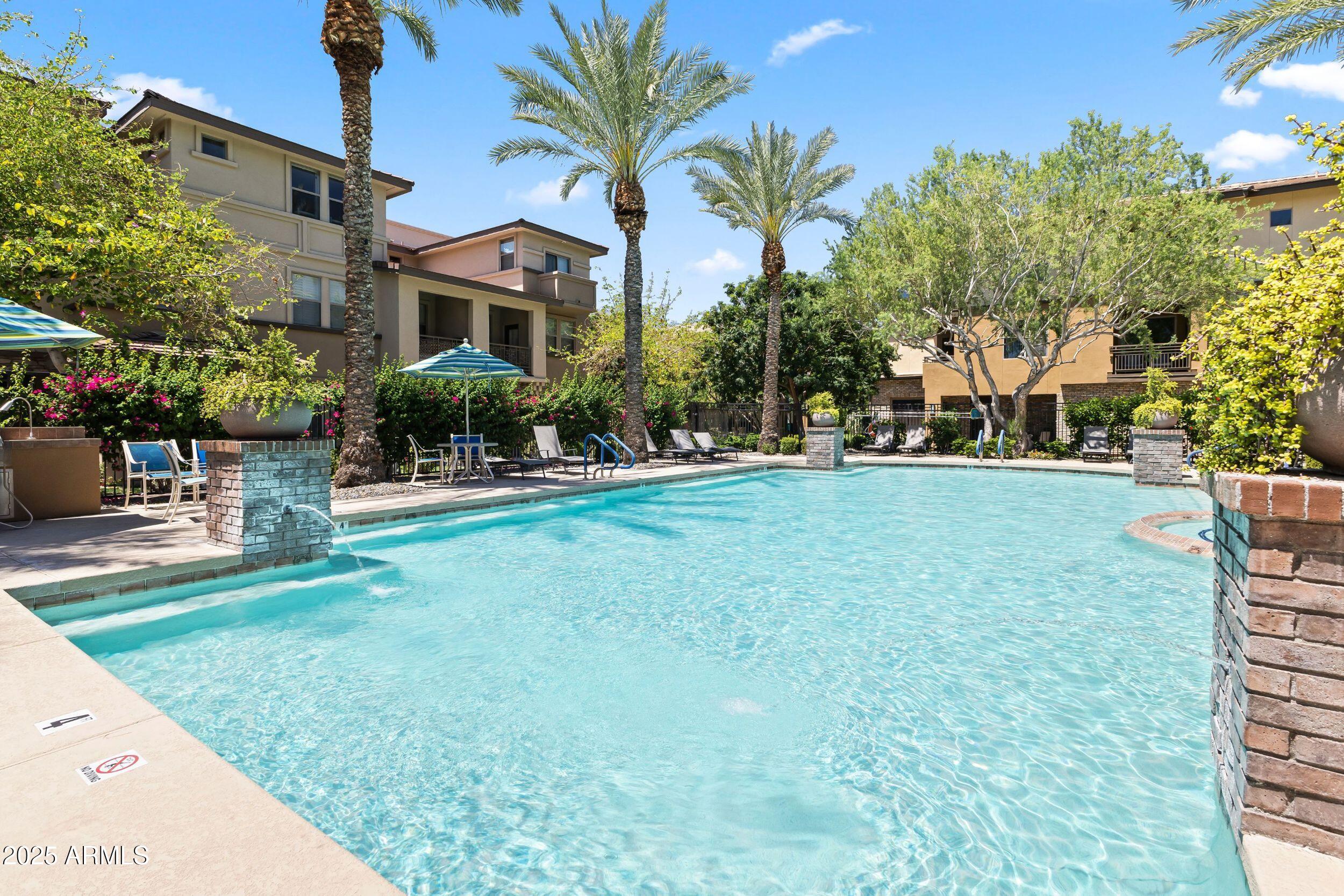 17850 N 68TH Street, 1017