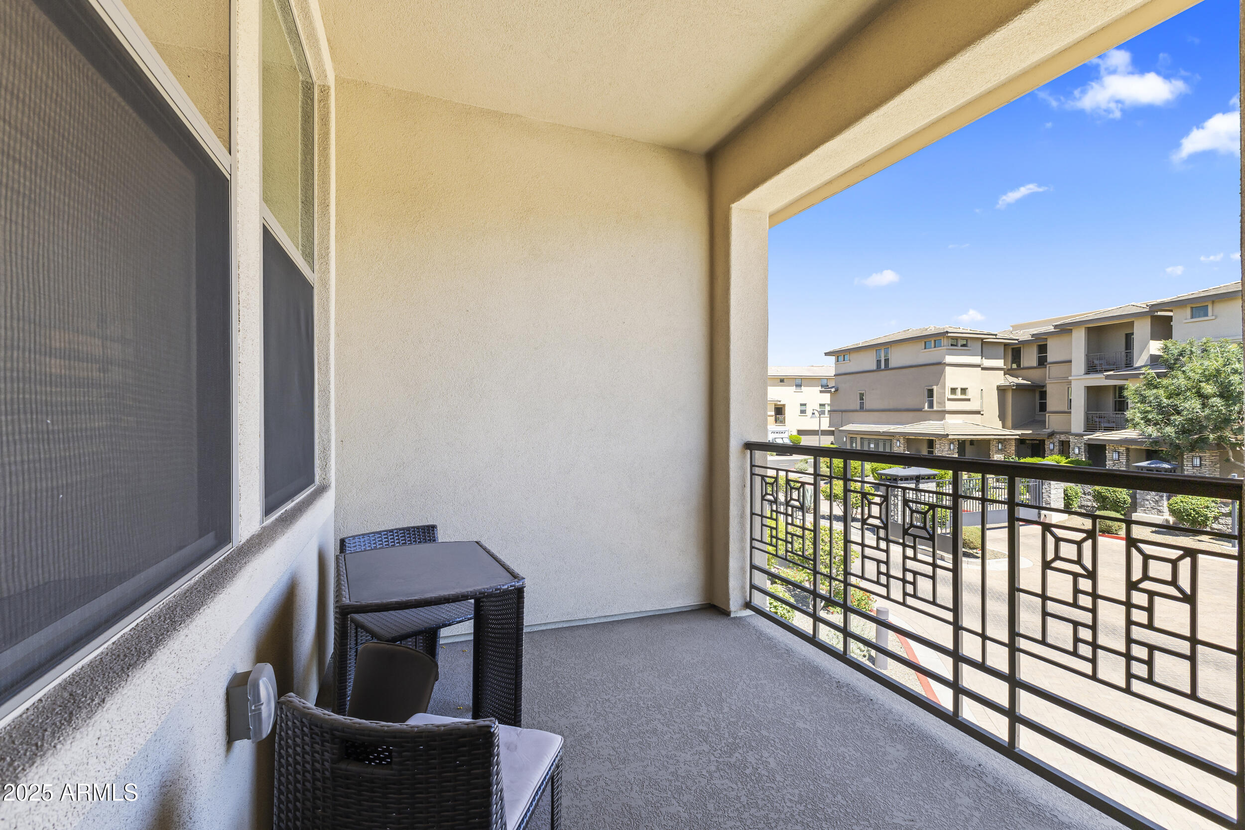 17850 N 68TH Street, 1017