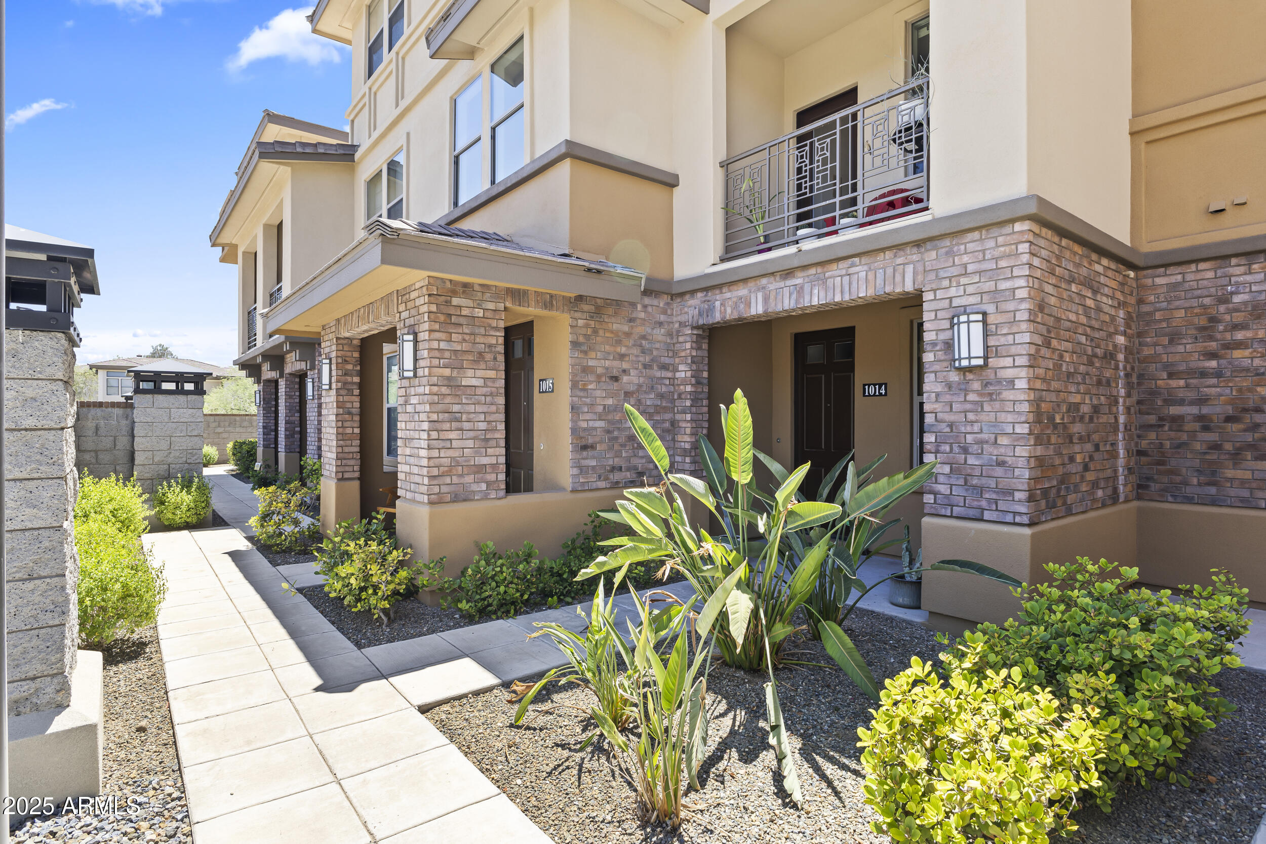 17850 N 68TH Street, 1017