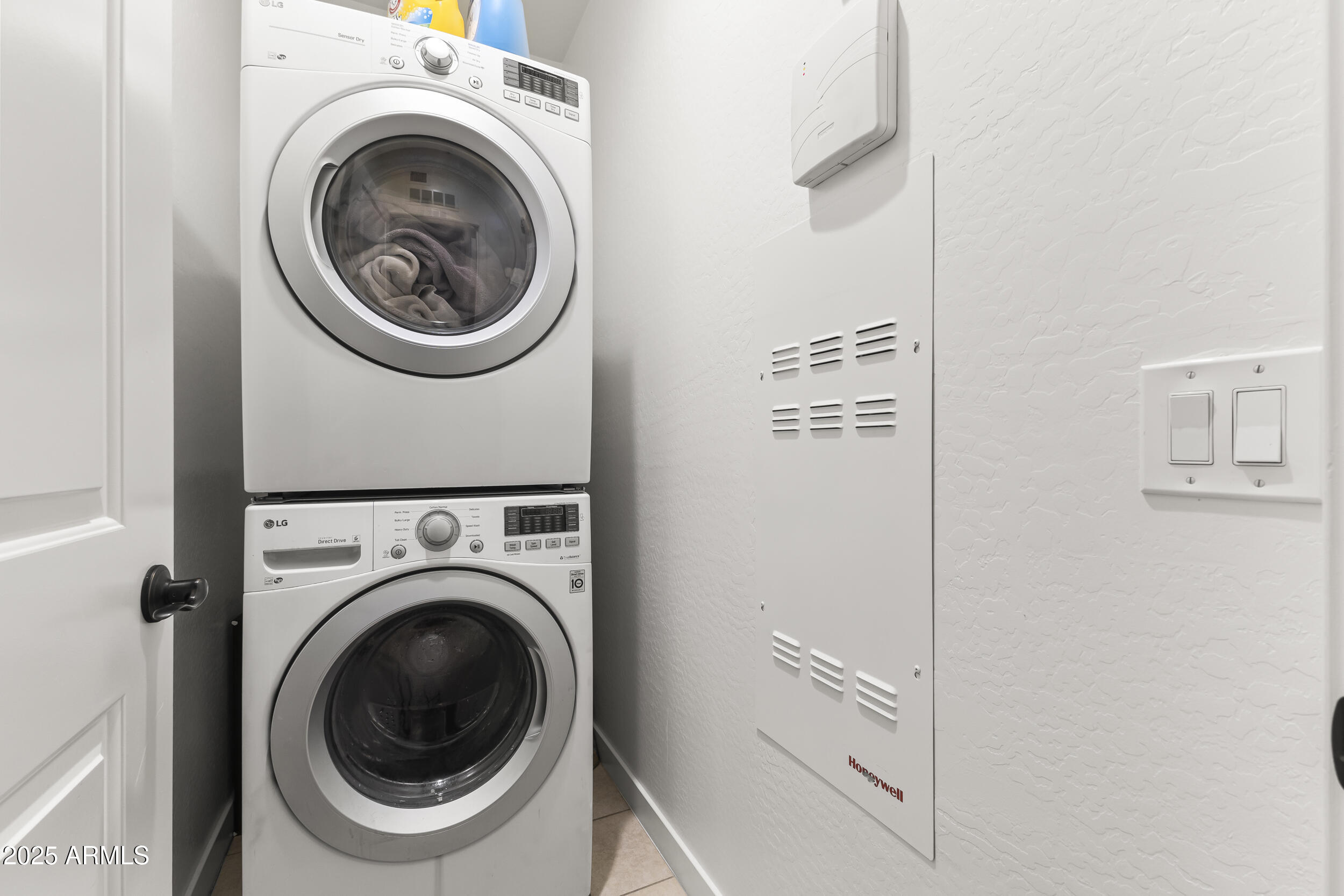 17850 N 68TH Street, 1017