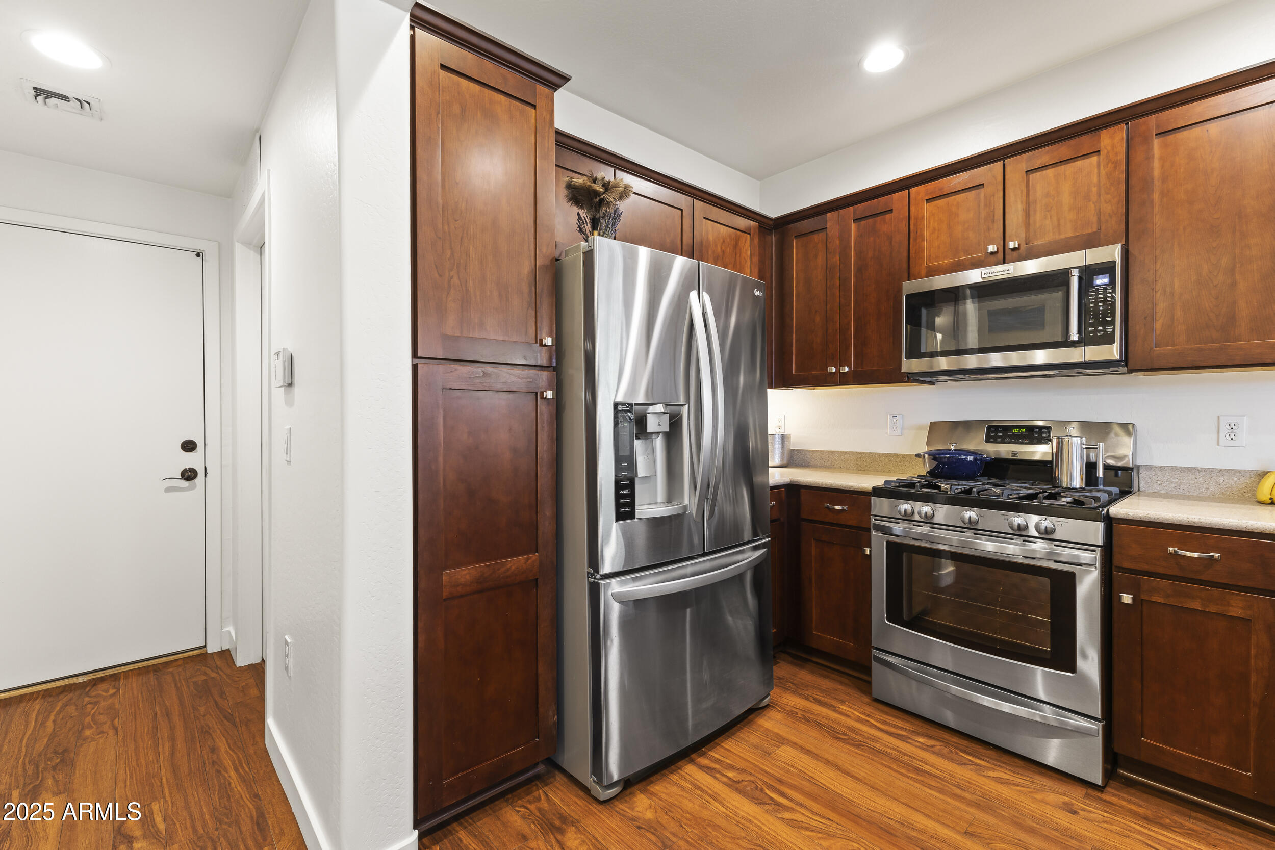 17850 N 68TH Street, 1017