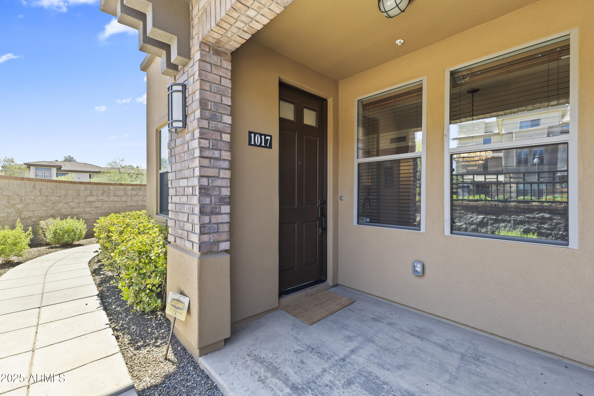 17850 N 68TH Street, 1017