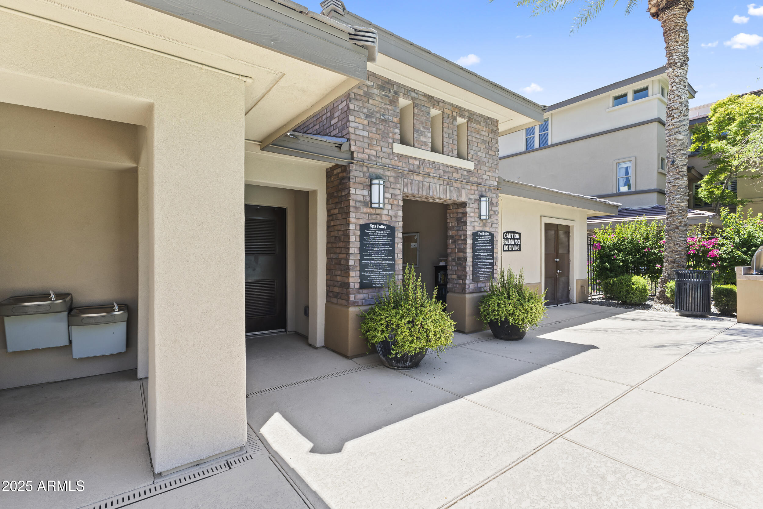 17850 N 68TH Street, 1017