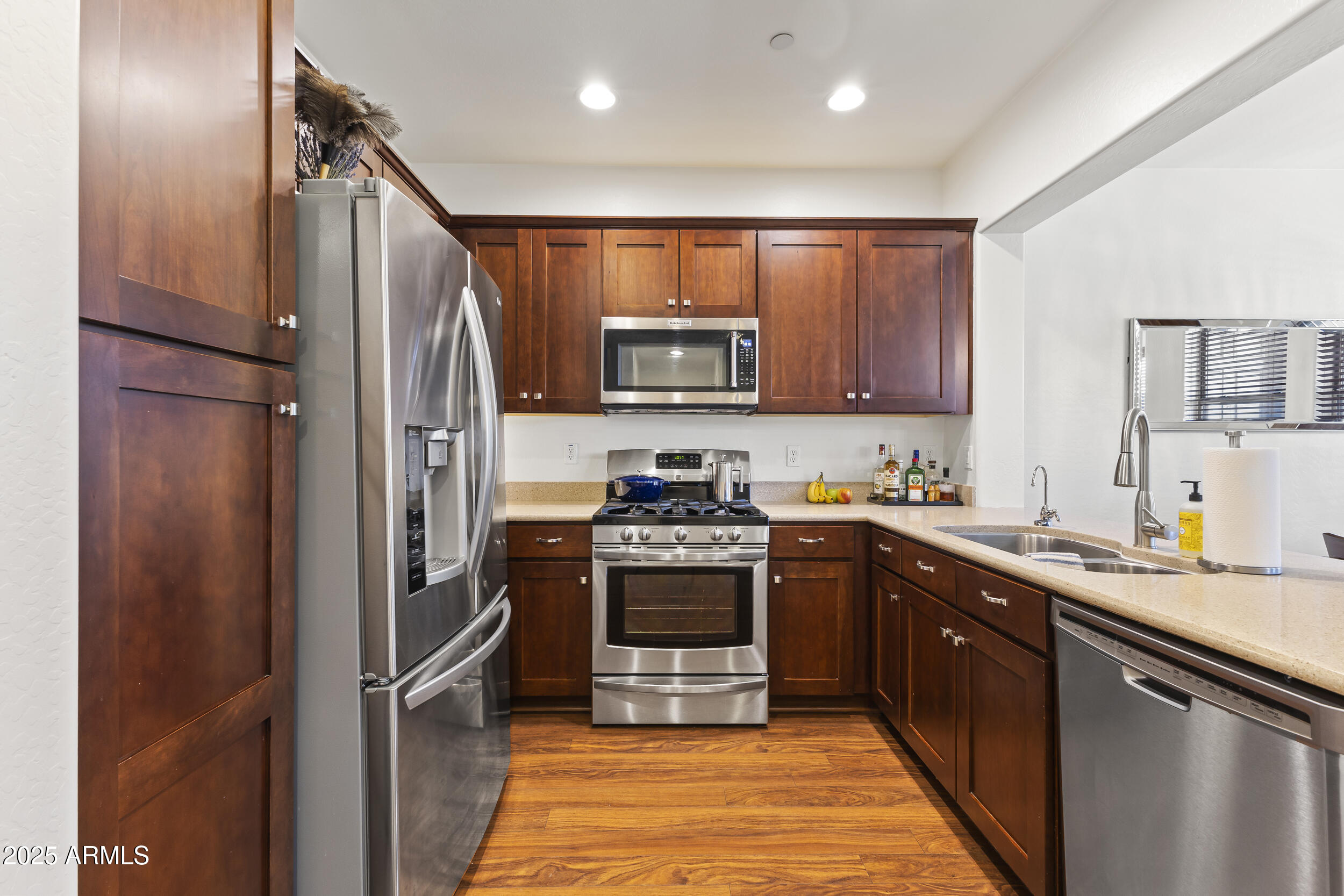 17850 N 68TH Street, 1017