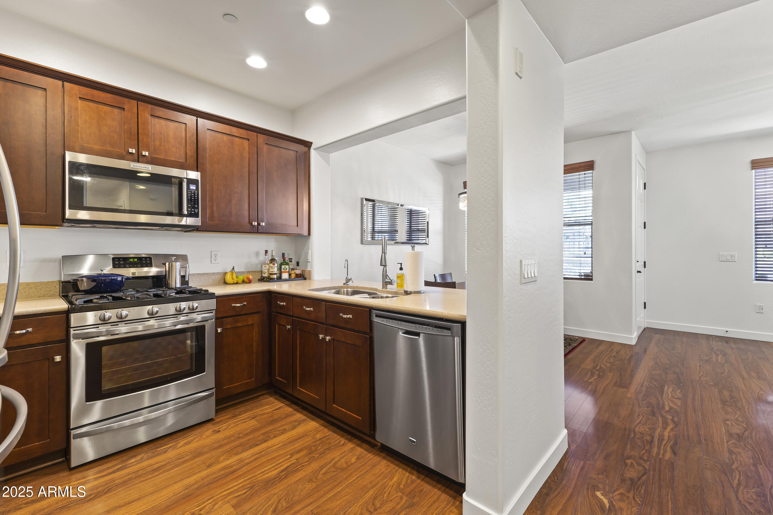 17850 N 68TH Street, 1017