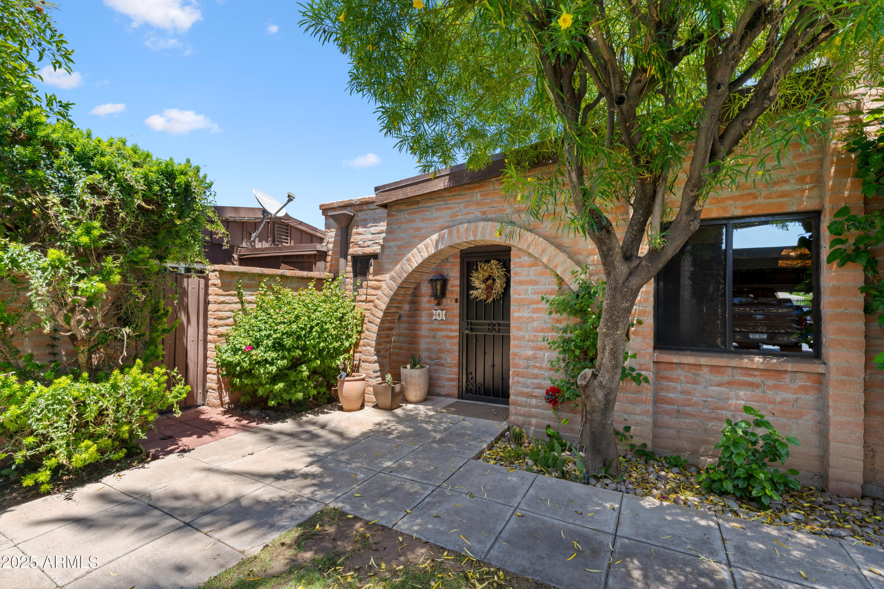 3032 N 32ND Street, 61