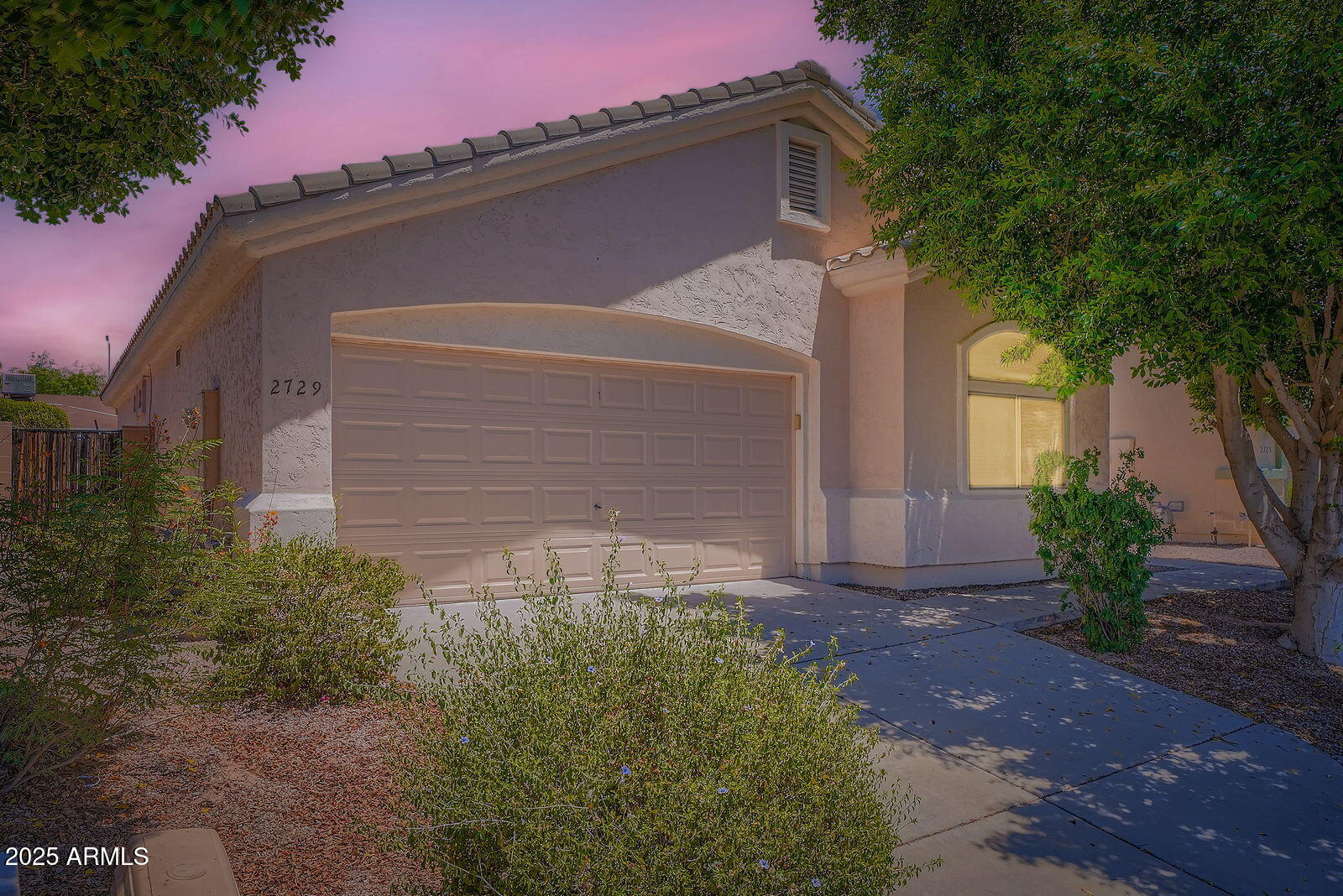 2729 N KENTON Street