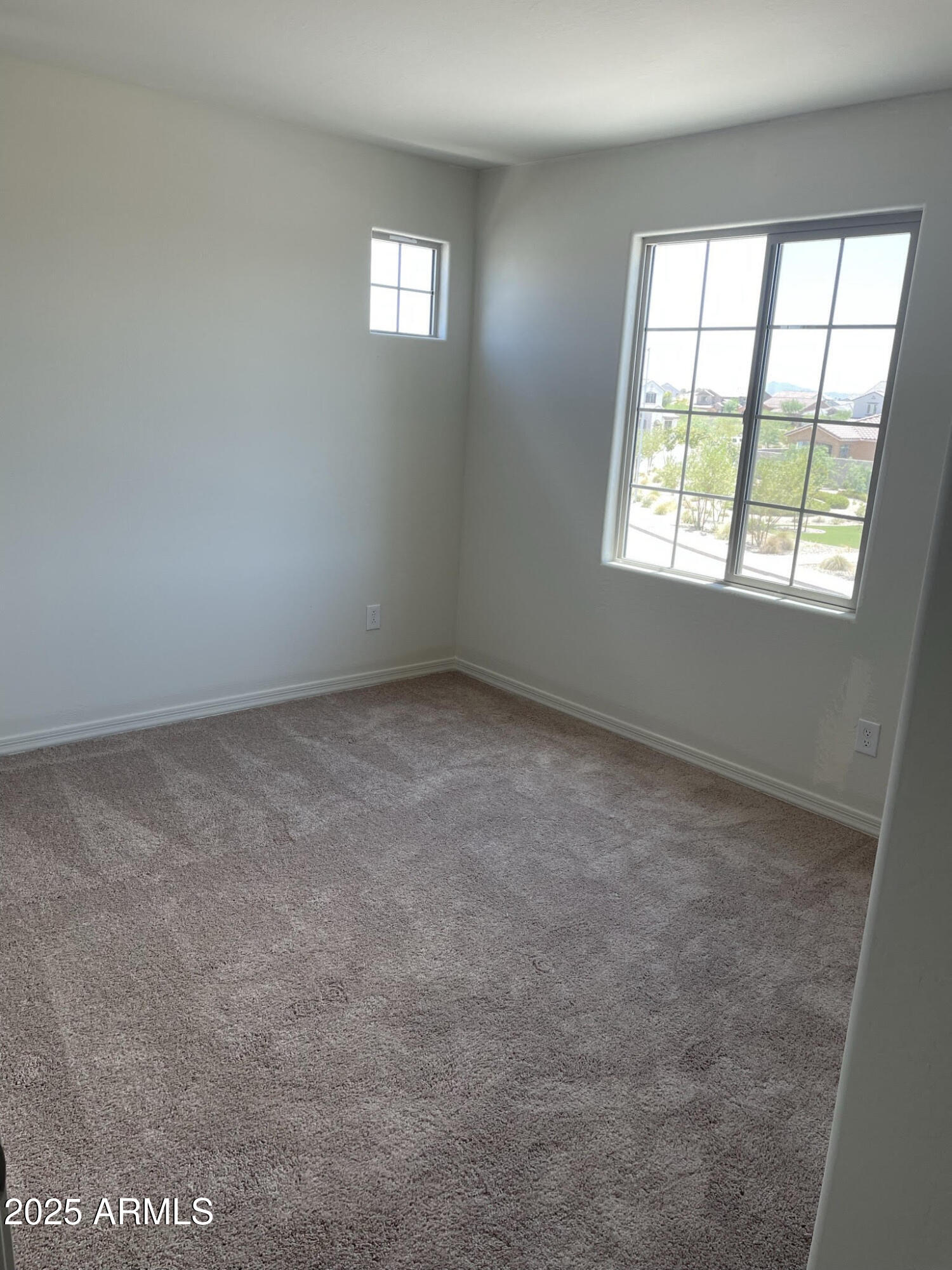 8960 W SAN MIGUEL Avenue