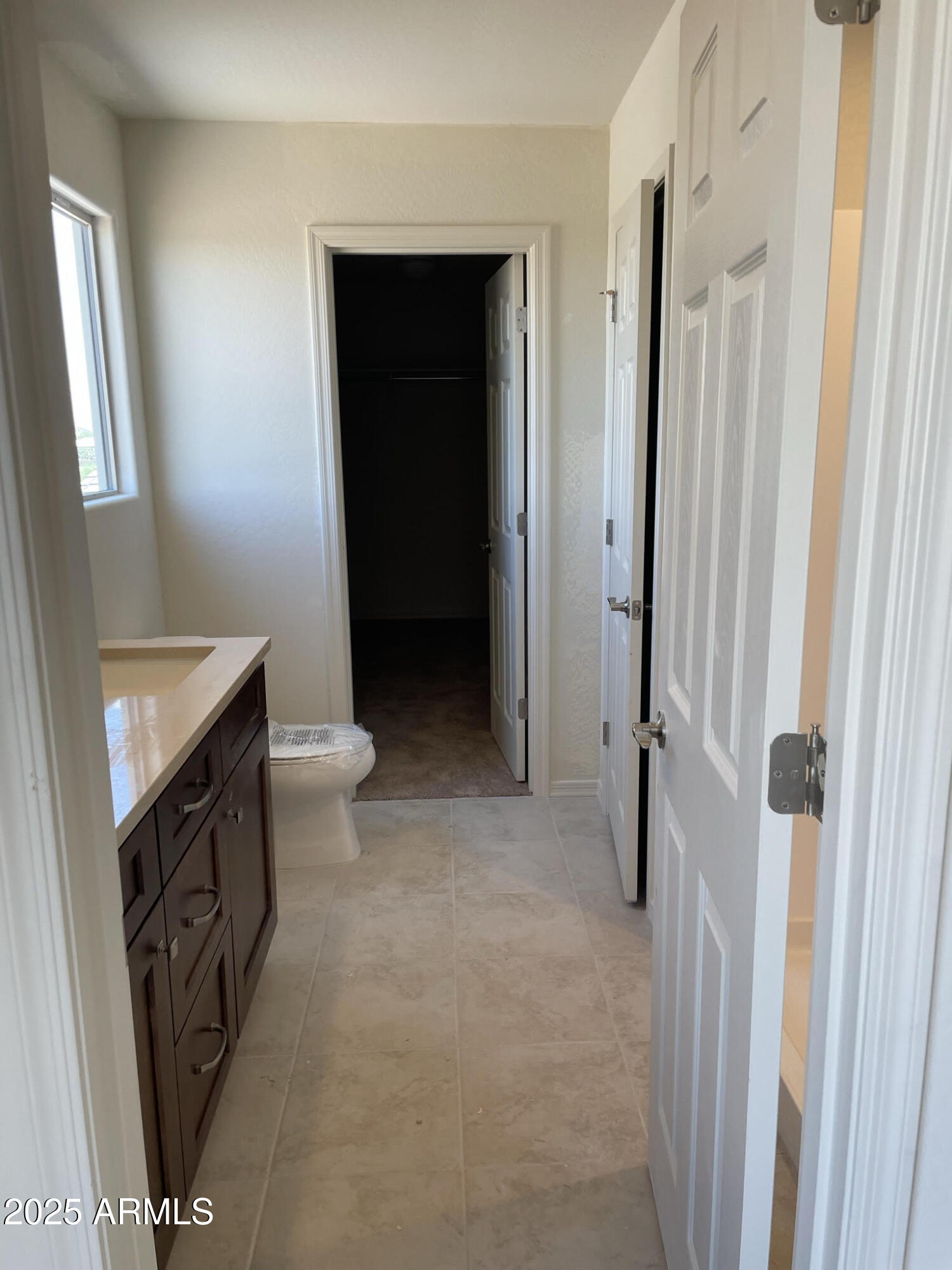 8960 W SAN MIGUEL Avenue