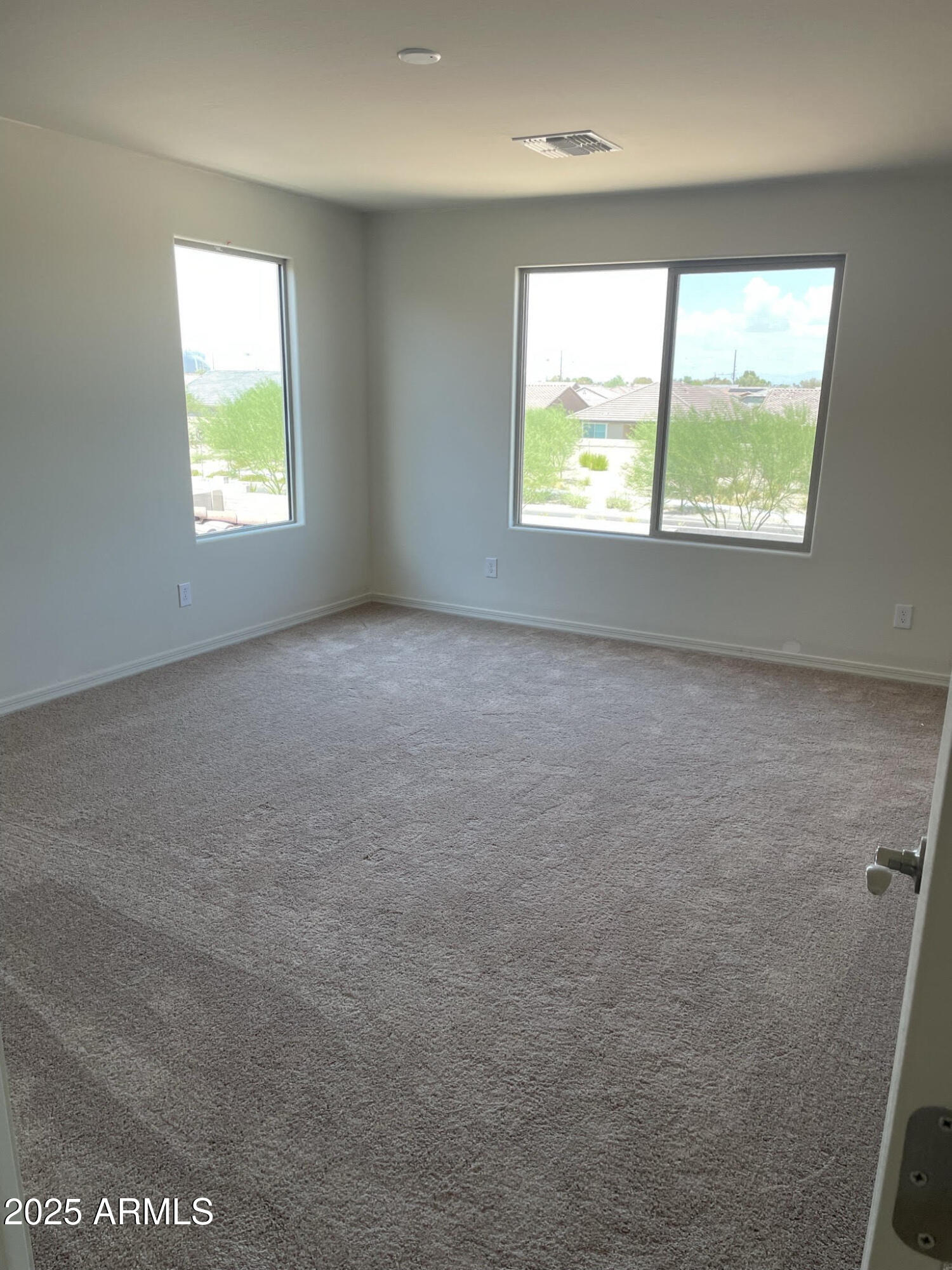 8960 W SAN MIGUEL Avenue