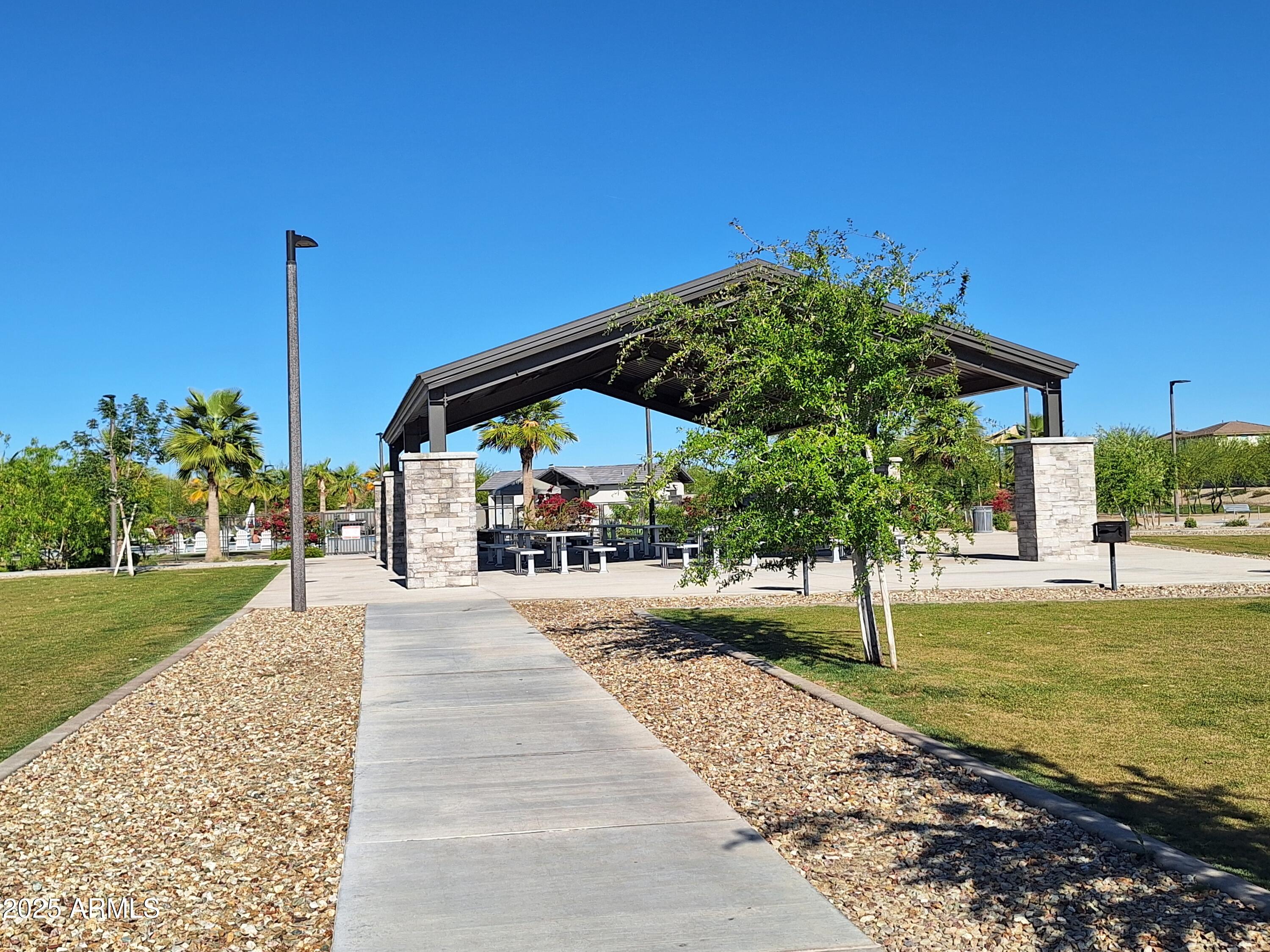 8960 W SAN MIGUEL Avenue