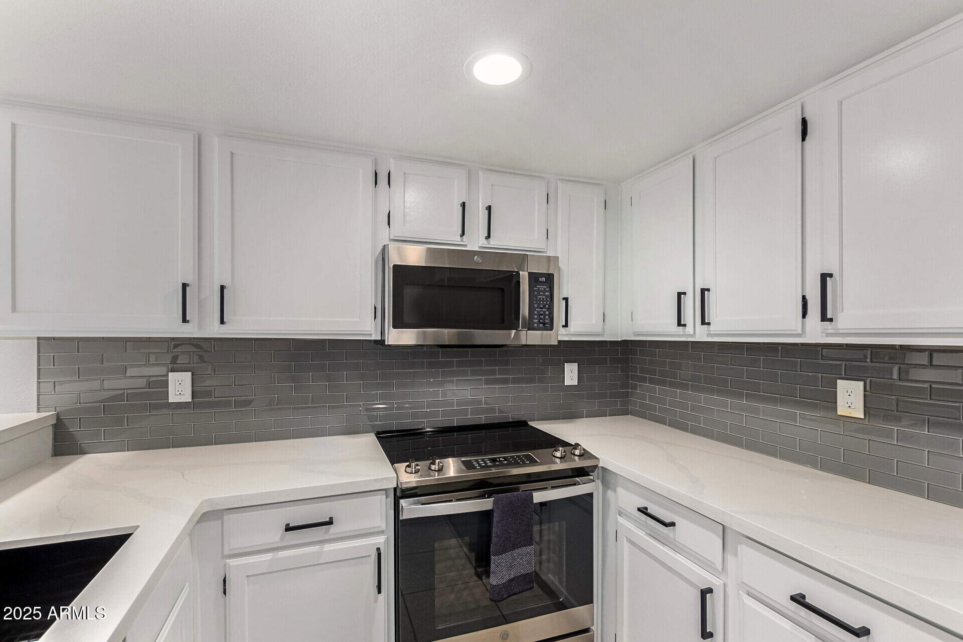 26 E CORAL GABLES Drive