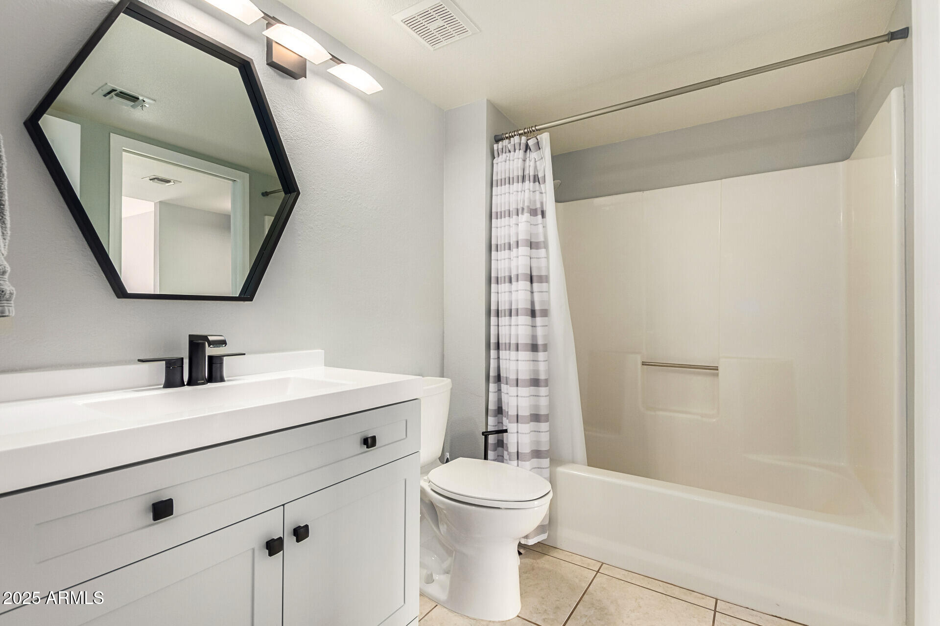 26 E CORAL GABLES Drive