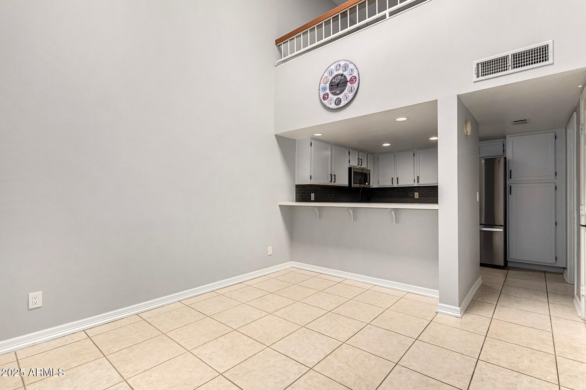 26 E CORAL GABLES Drive