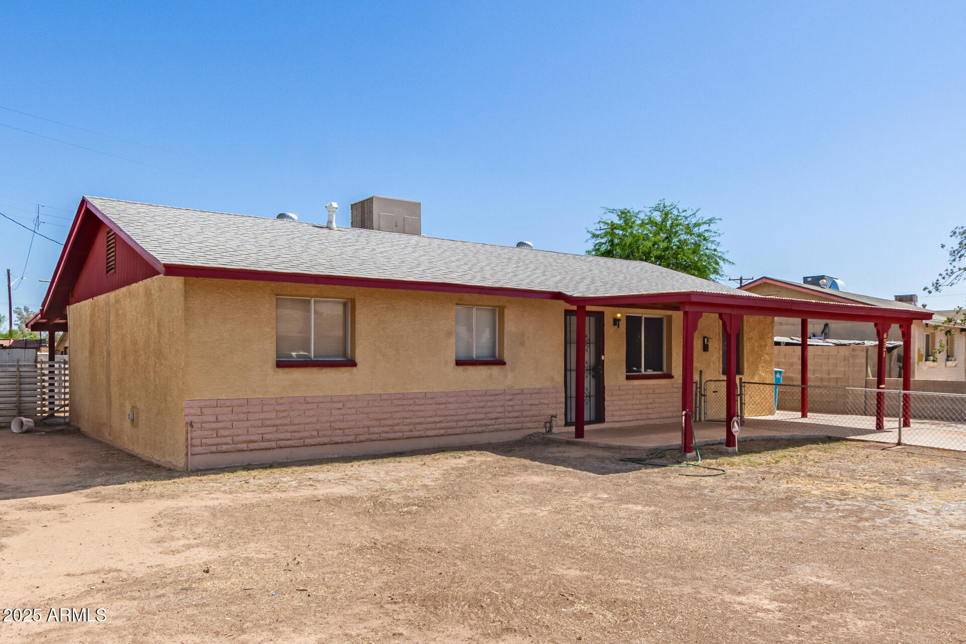 6521 W FLOWER Street