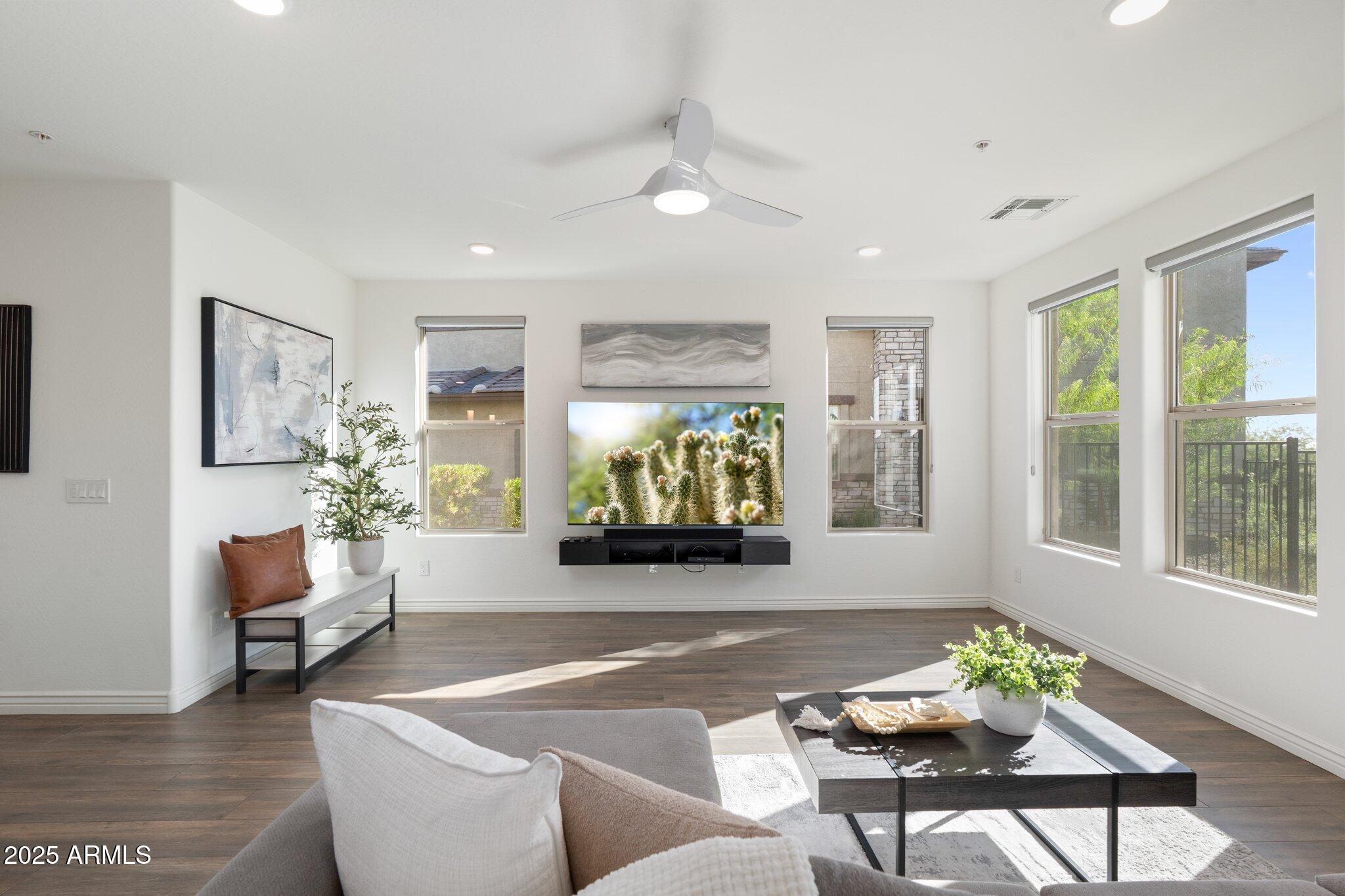 5100 E RANCHO PALOMA Drive, 1044